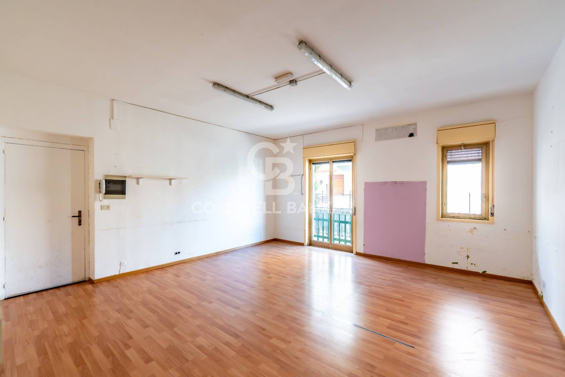 Ufficio in affitto a Aci Sant'Antonio