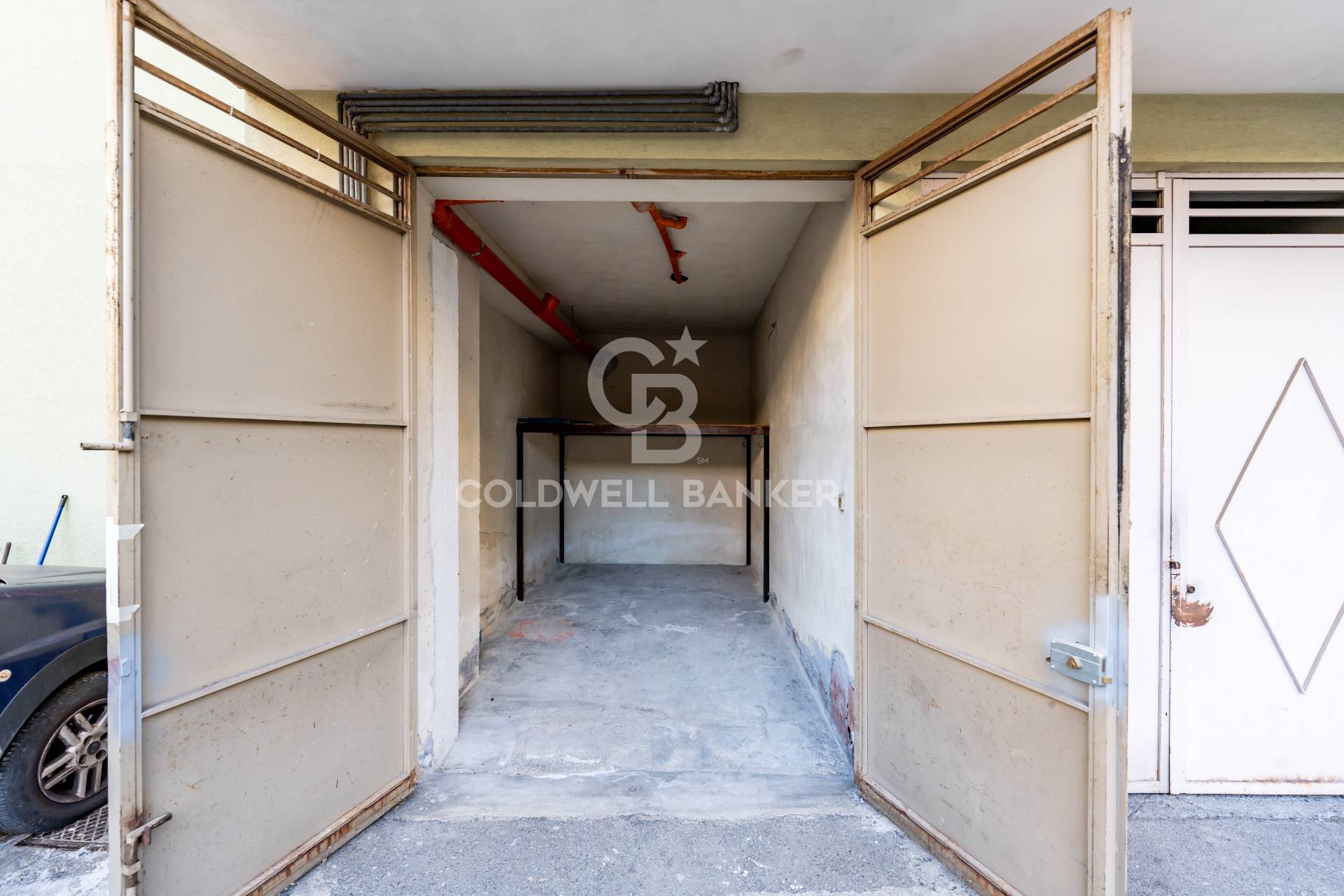 Box o garage in vendita a Acireale