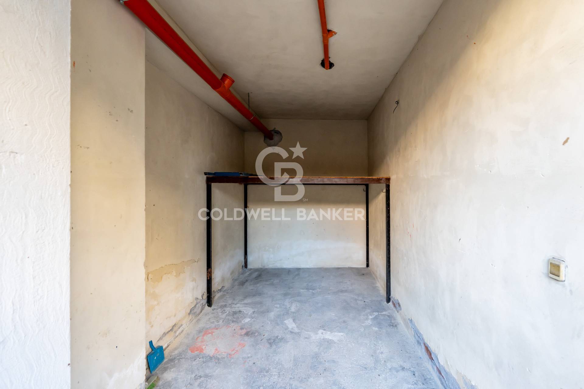 Box o garage in vendita a Acireale