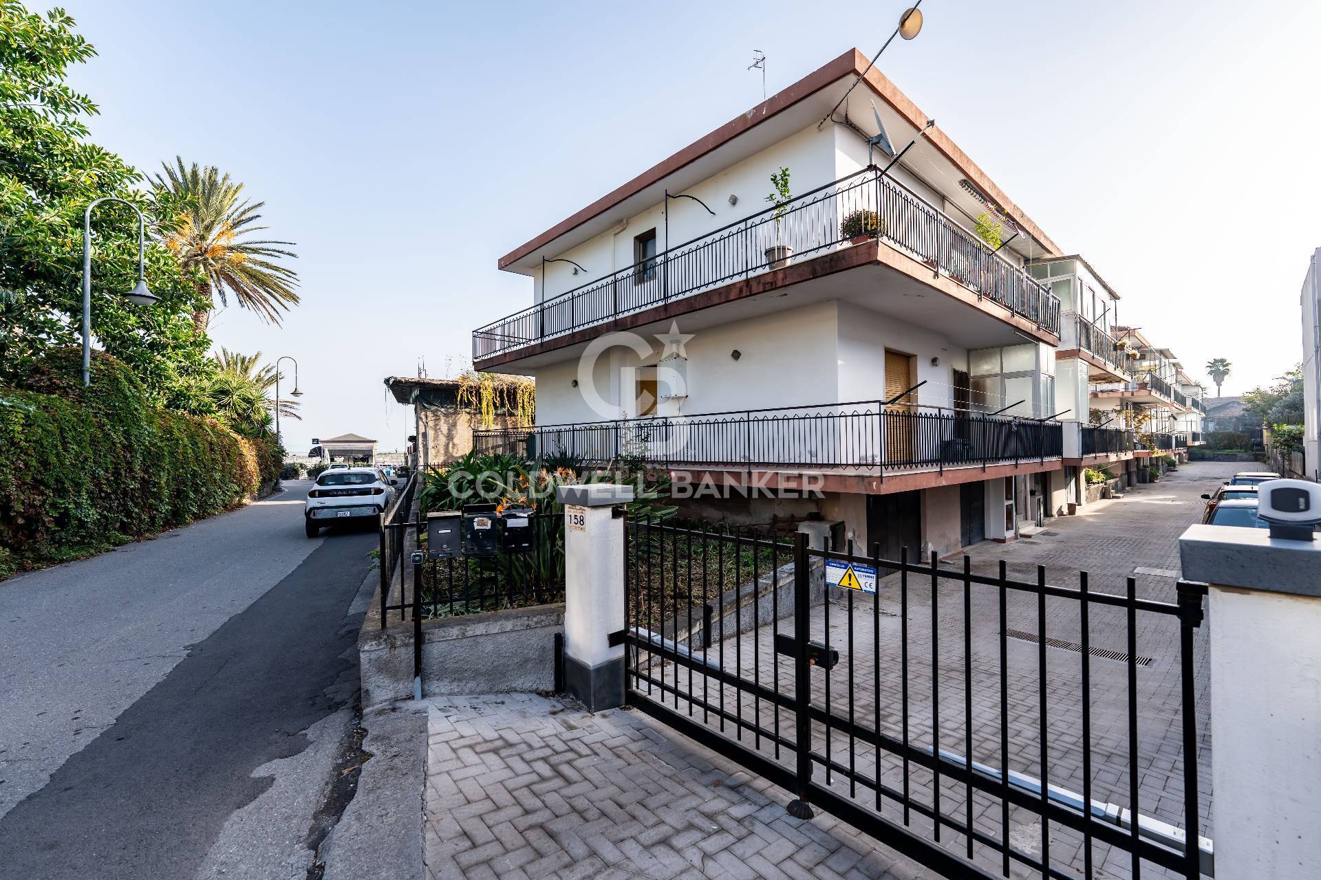 Appartamento in vendita a Acireale