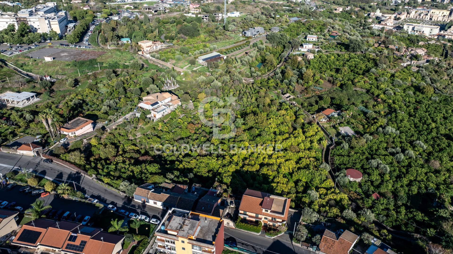 Terreno in vendita a Acireale