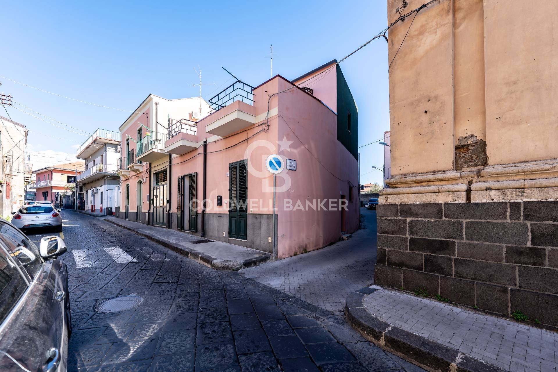 Casa indipendente in affitto a Acireale