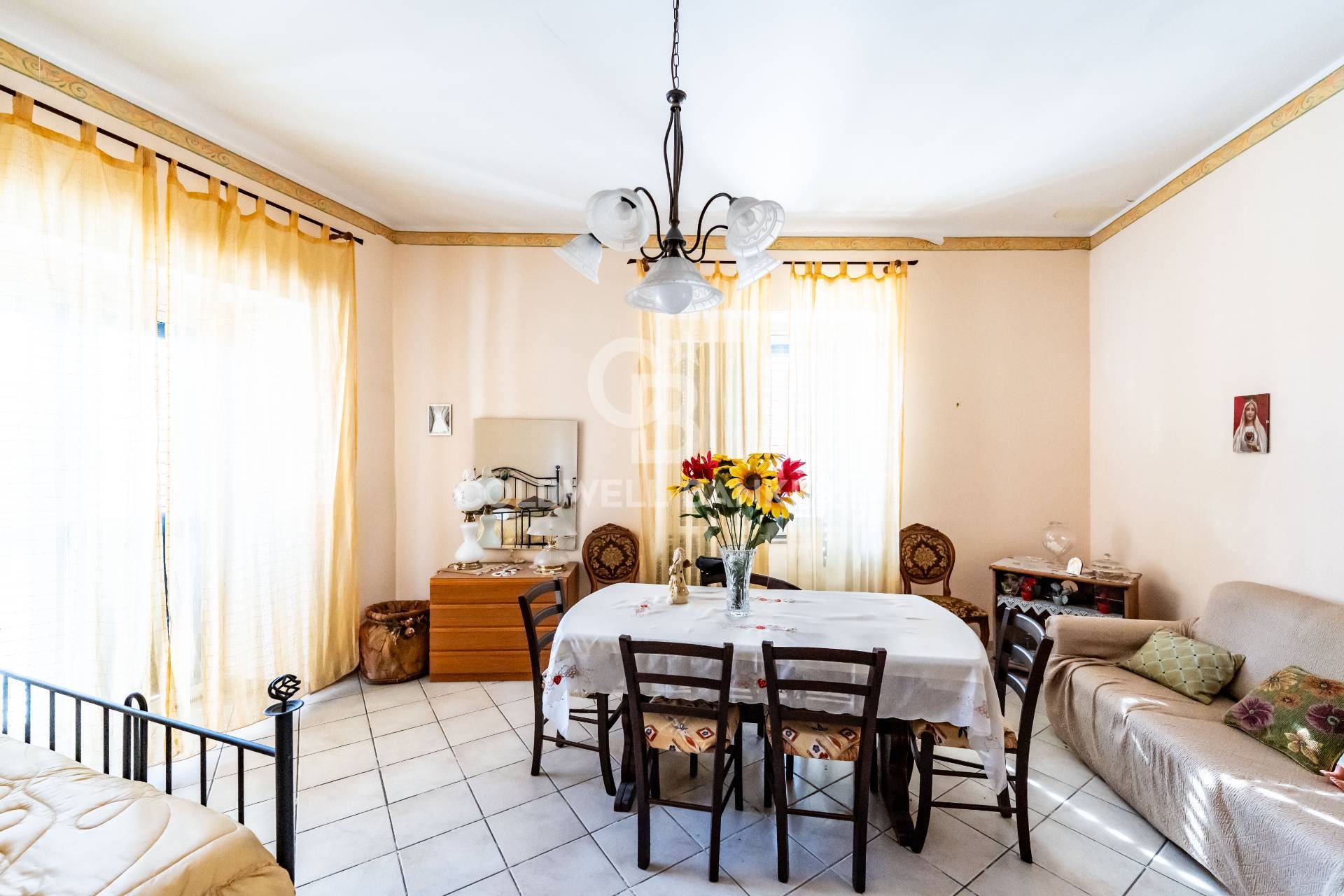 Casa indipendente in vendita a Aci Catena