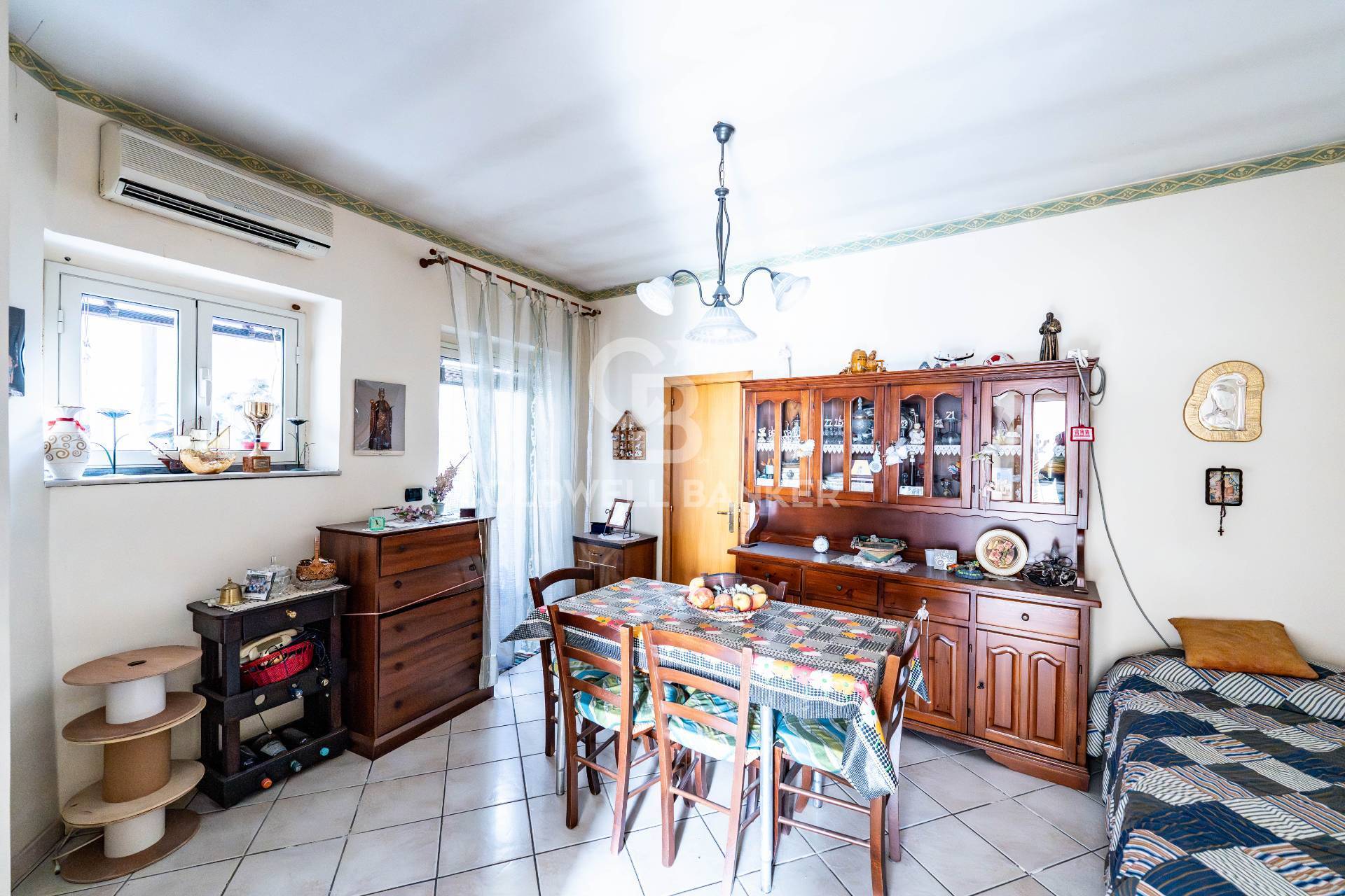 Casa indipendente in vendita a Aci Catena