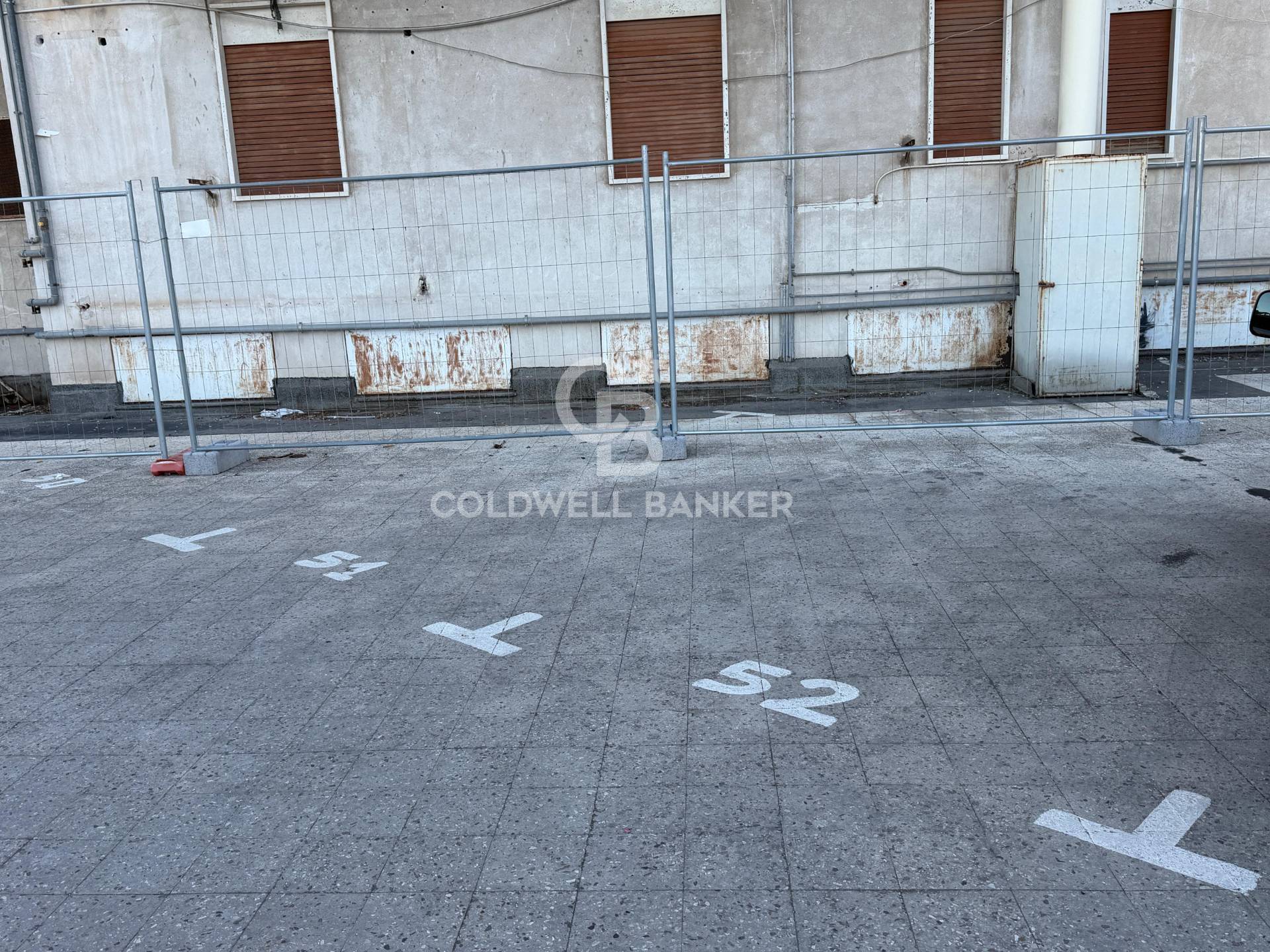 Posto auto scoperto in vendita a Catania, Zona centro