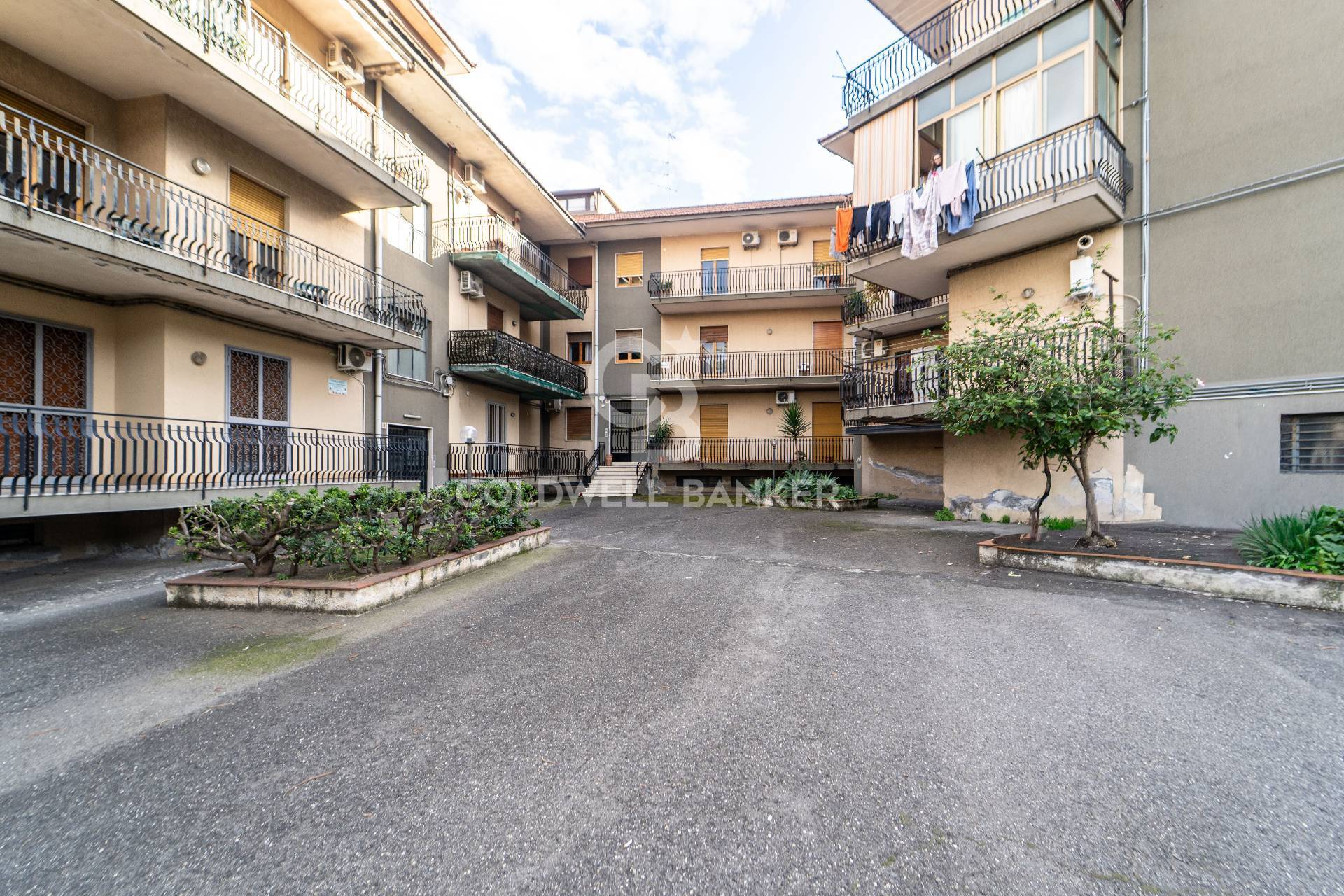 Appartamento in vendita a Aci Catena