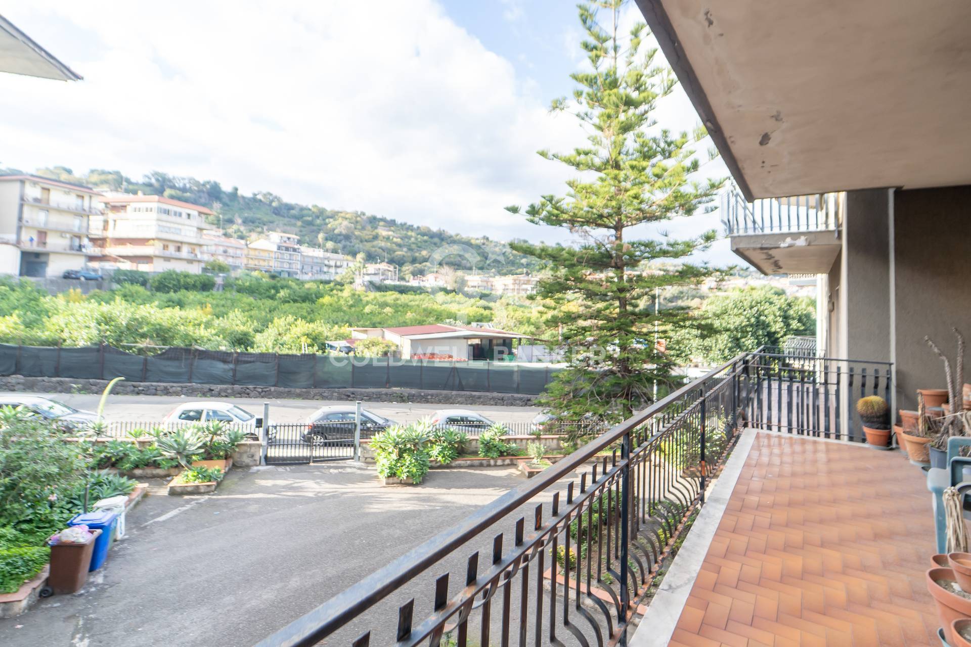 Appartamento in vendita a Aci Catena