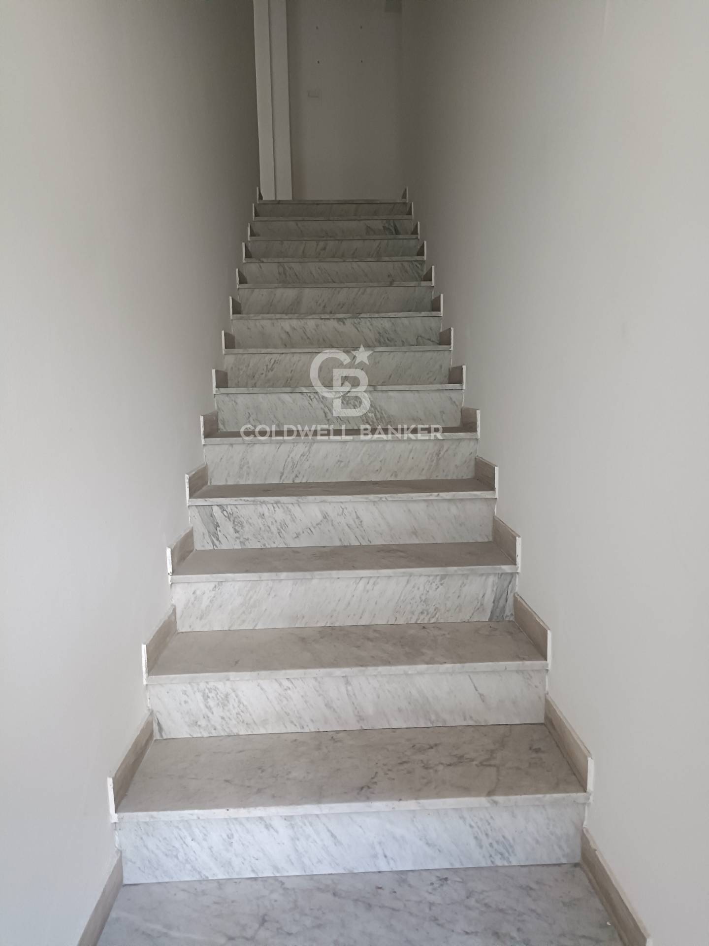 Ufficio in vendita a Acireale