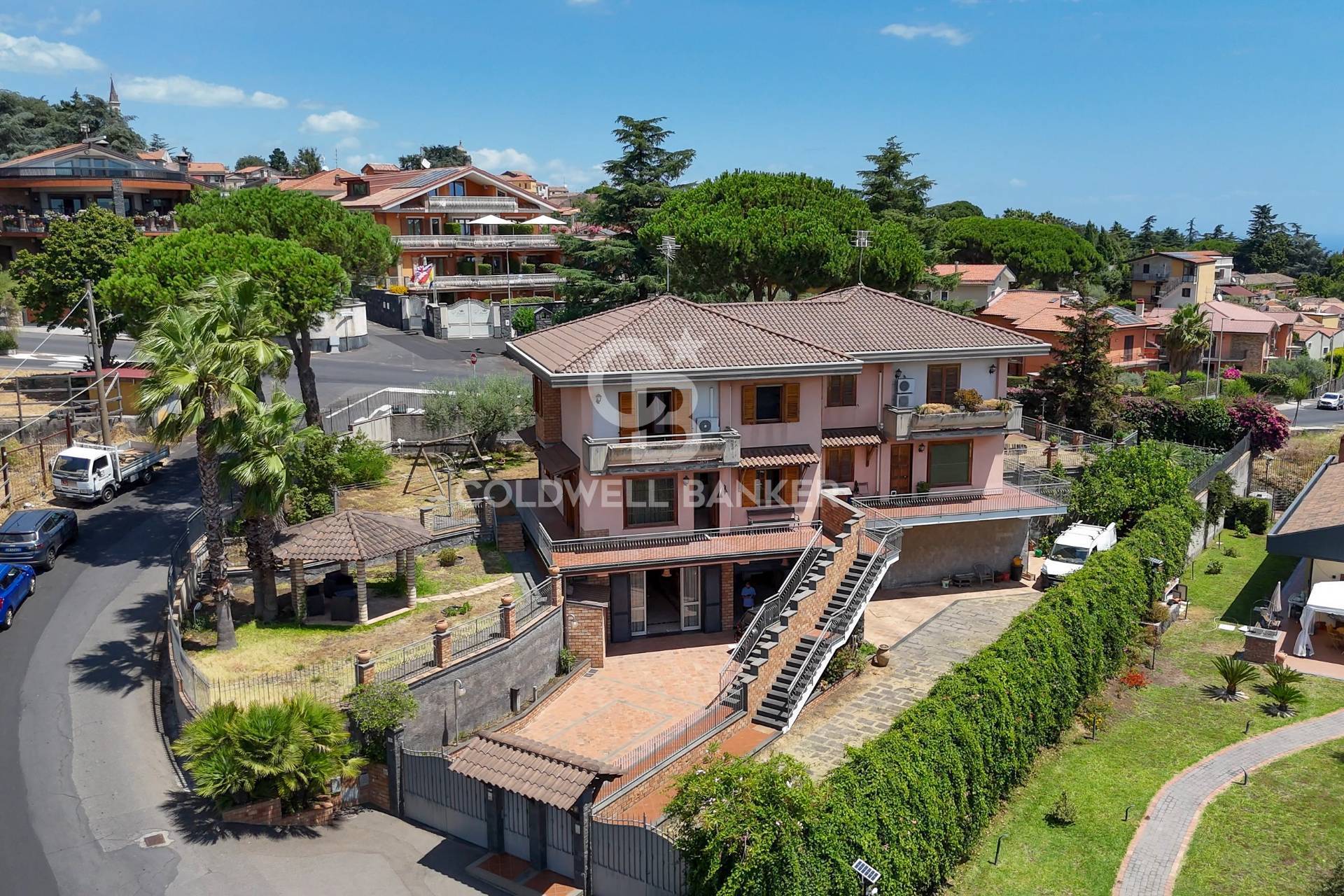 Villa bifamiliare in vendita a Trecastagni