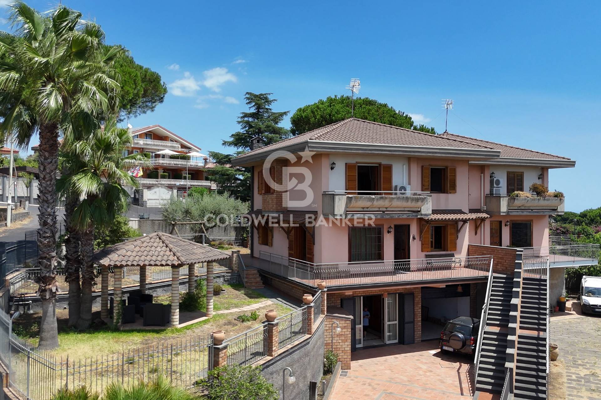 Villa bifamiliare in vendita a Trecastagni