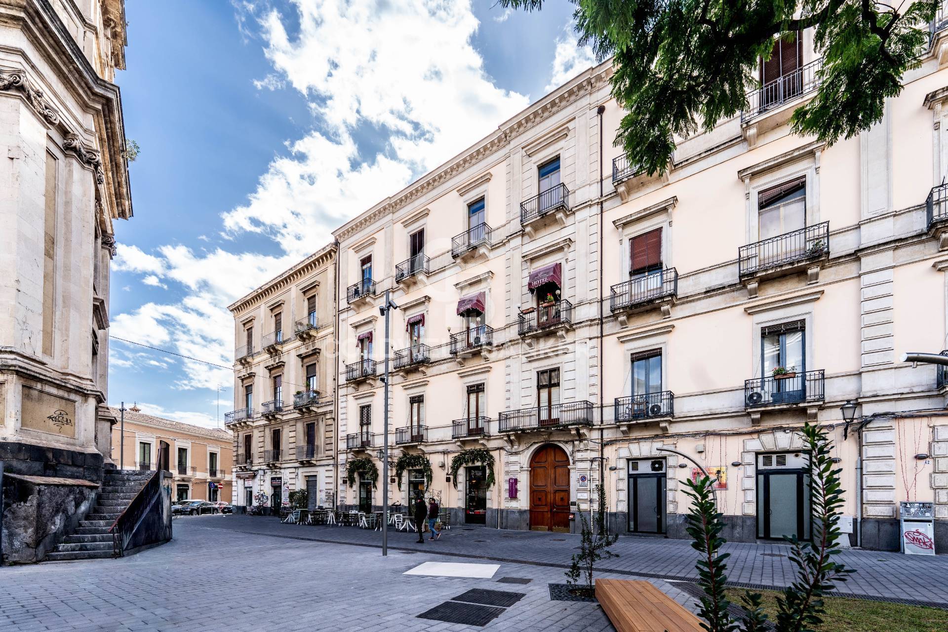 Palazzo in vendita a Catania, Centro Storico,Umberto,Etnea,Dante,Stesico