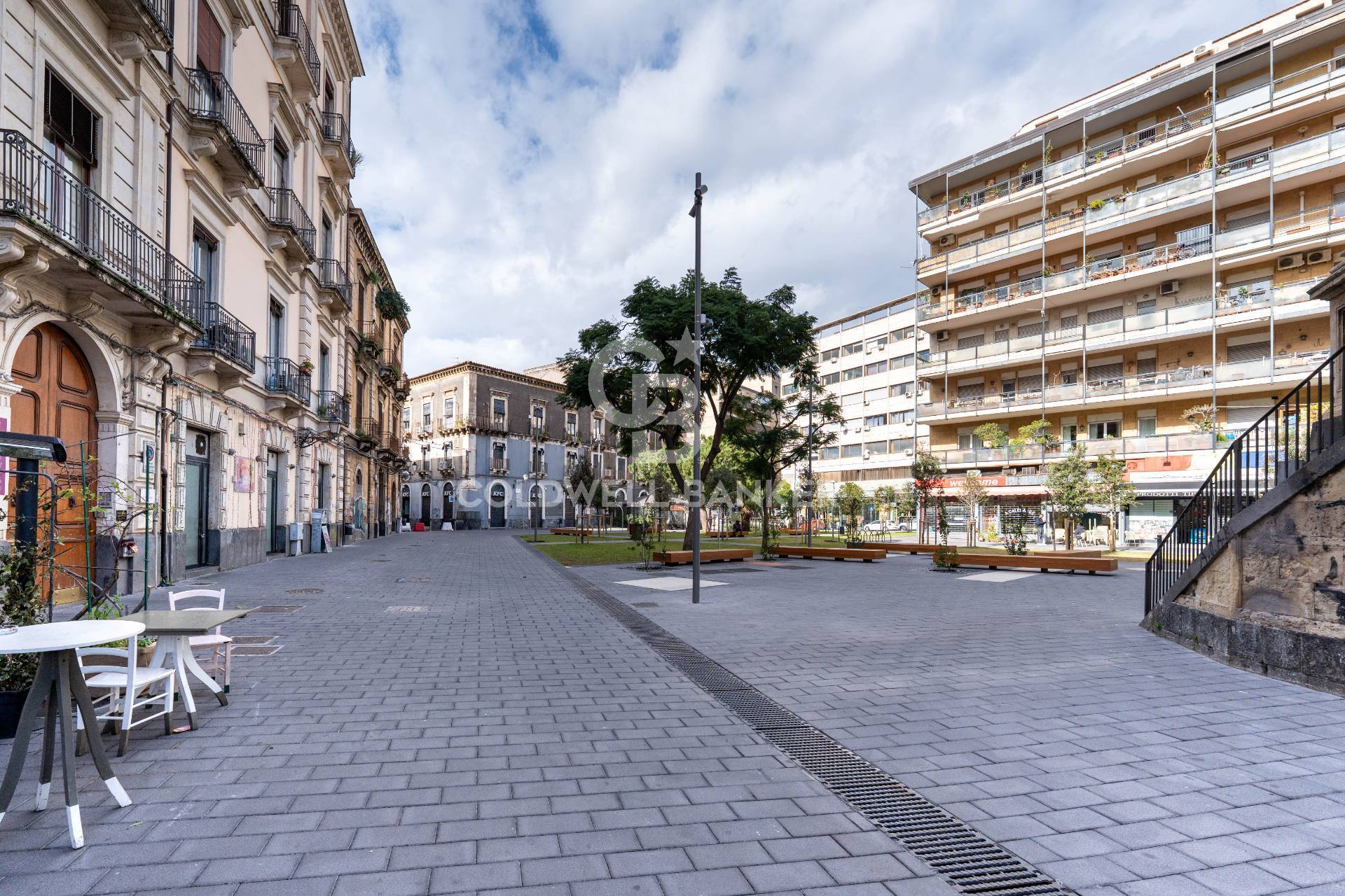 Palazzo in vendita a Catania, Centro Storico,Umberto,Etnea,Dante,Stesico