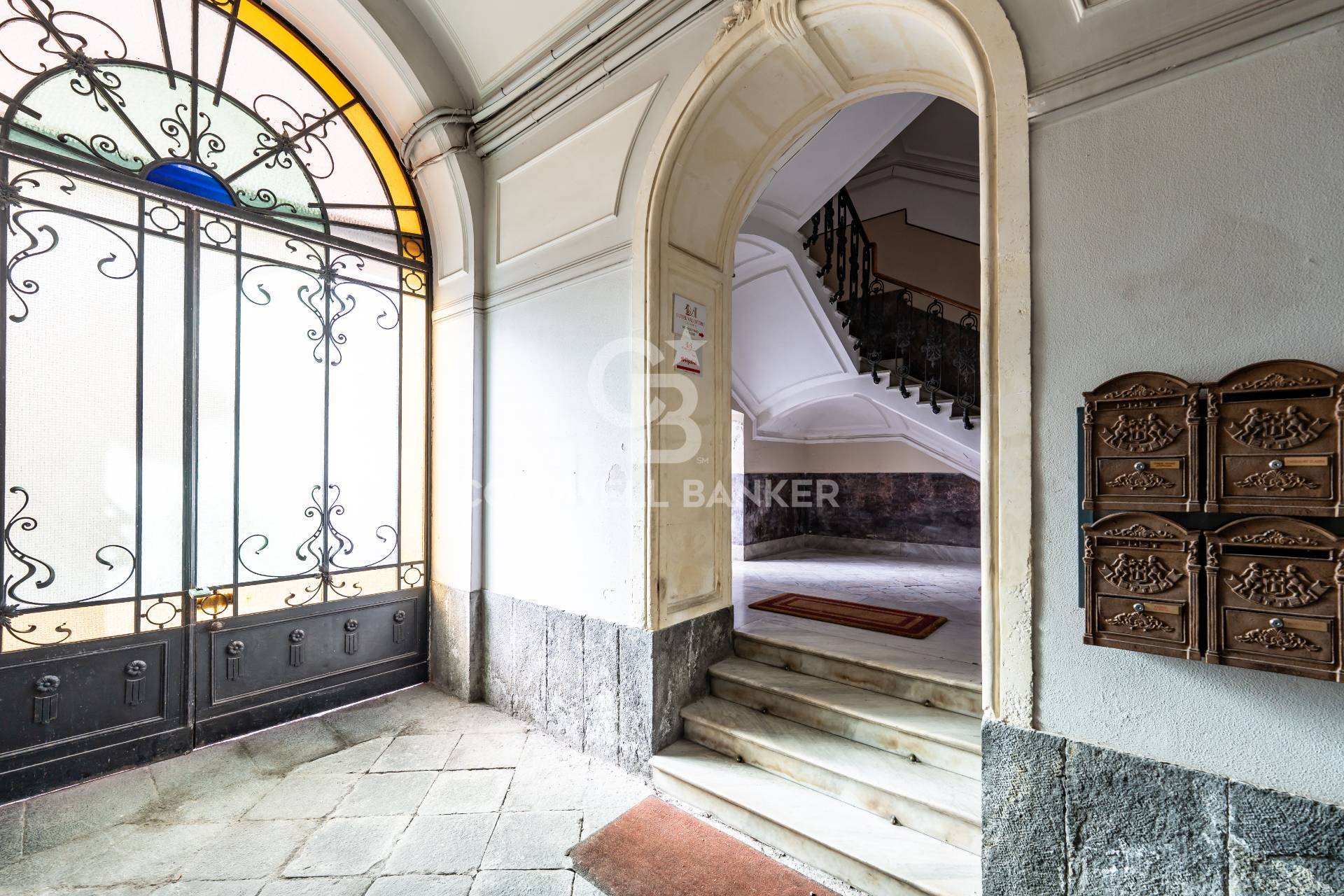 Palazzo in vendita a Catania, Centro Storico,Umberto,Etnea,Dante,Stesico