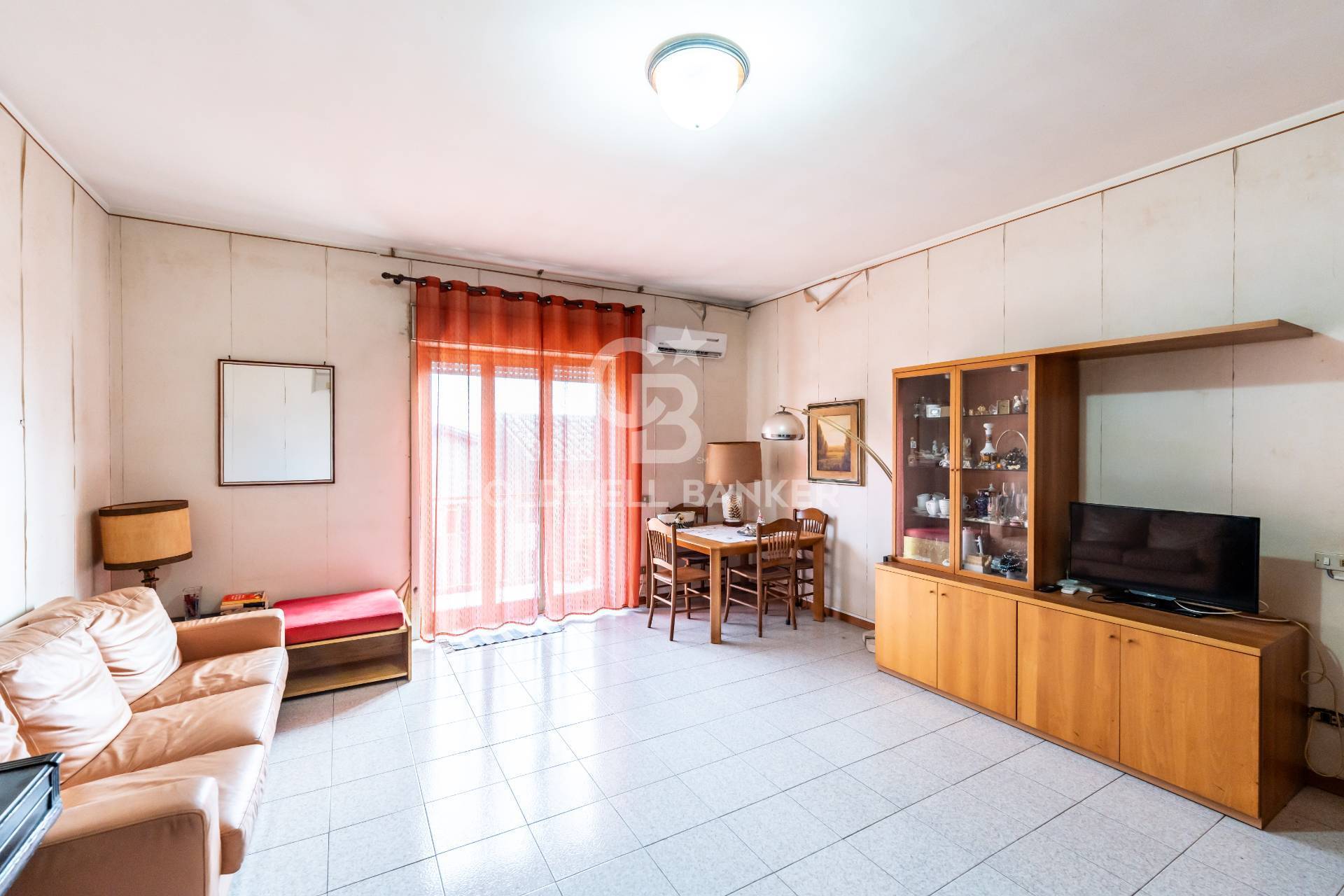 Appartamento in vendita a Camporotondo Etneo