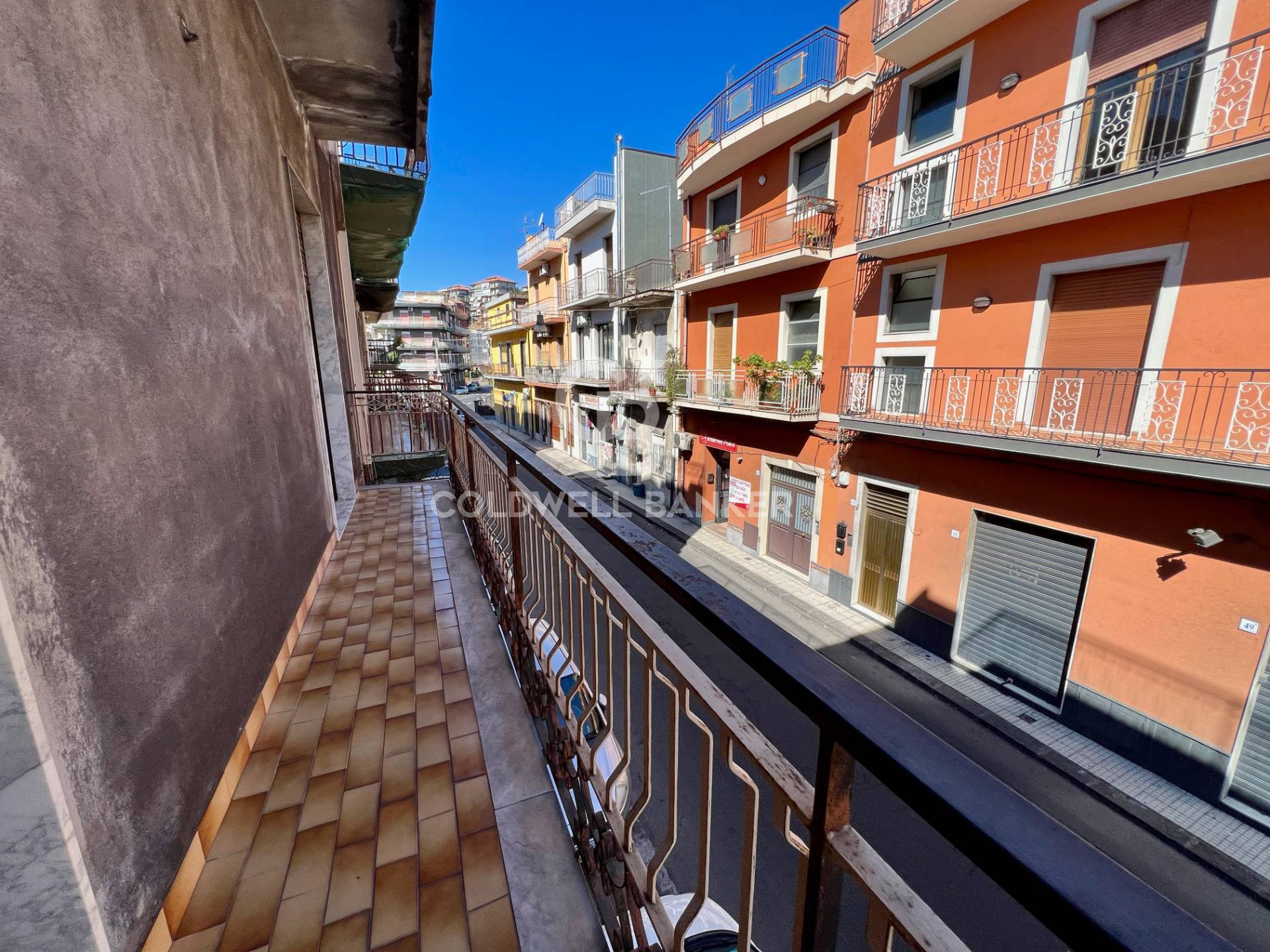 Appartamento in vendita a Aci Catena