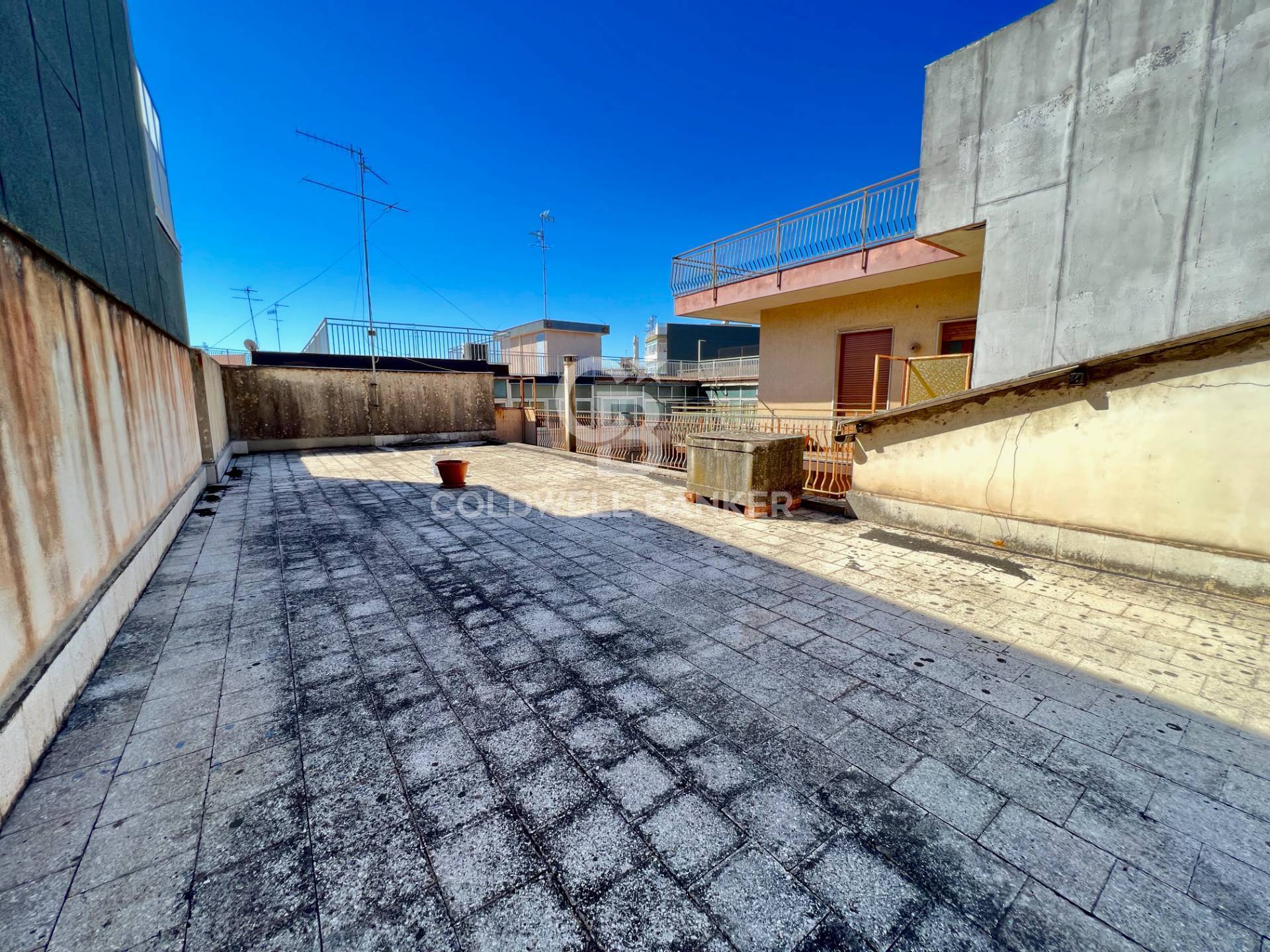 Appartamento in vendita a Aci Catena