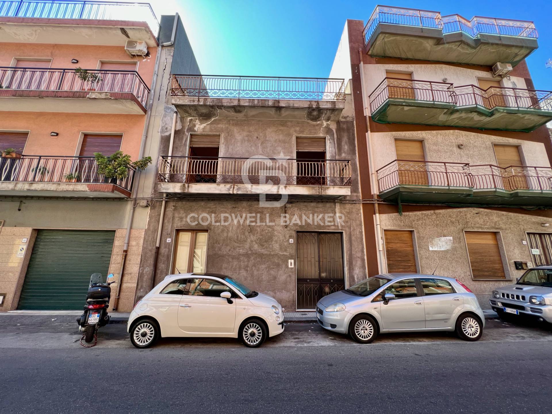 Appartamento in vendita a Aci Catena