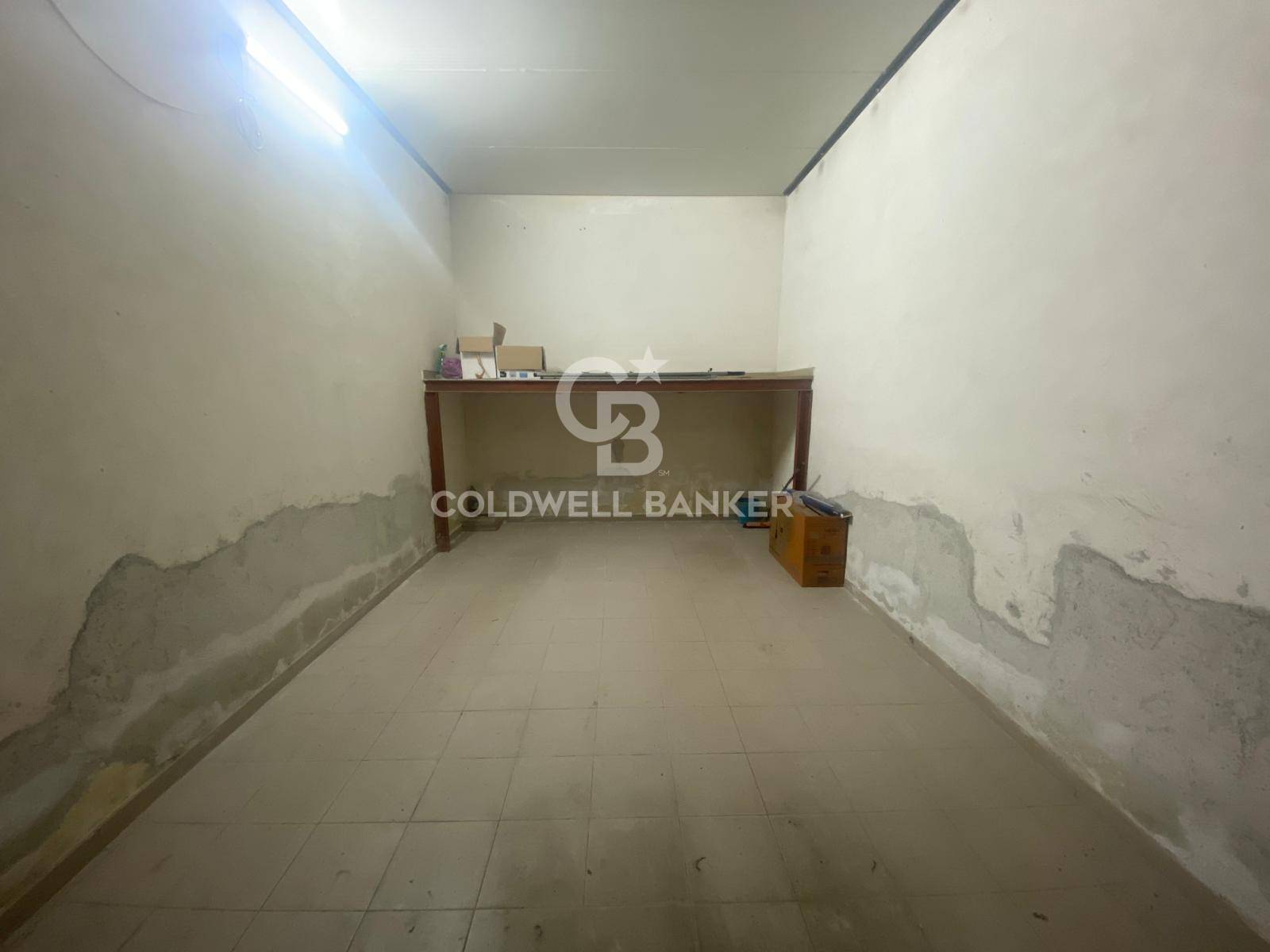 Box o garage in vendita a Giardini-Naxos