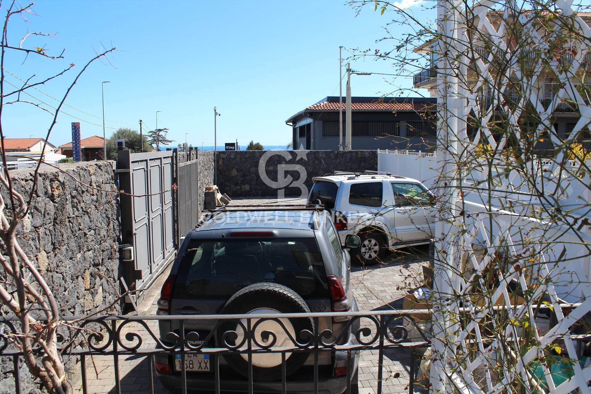 Casa semi indipendente in affitto a Catania