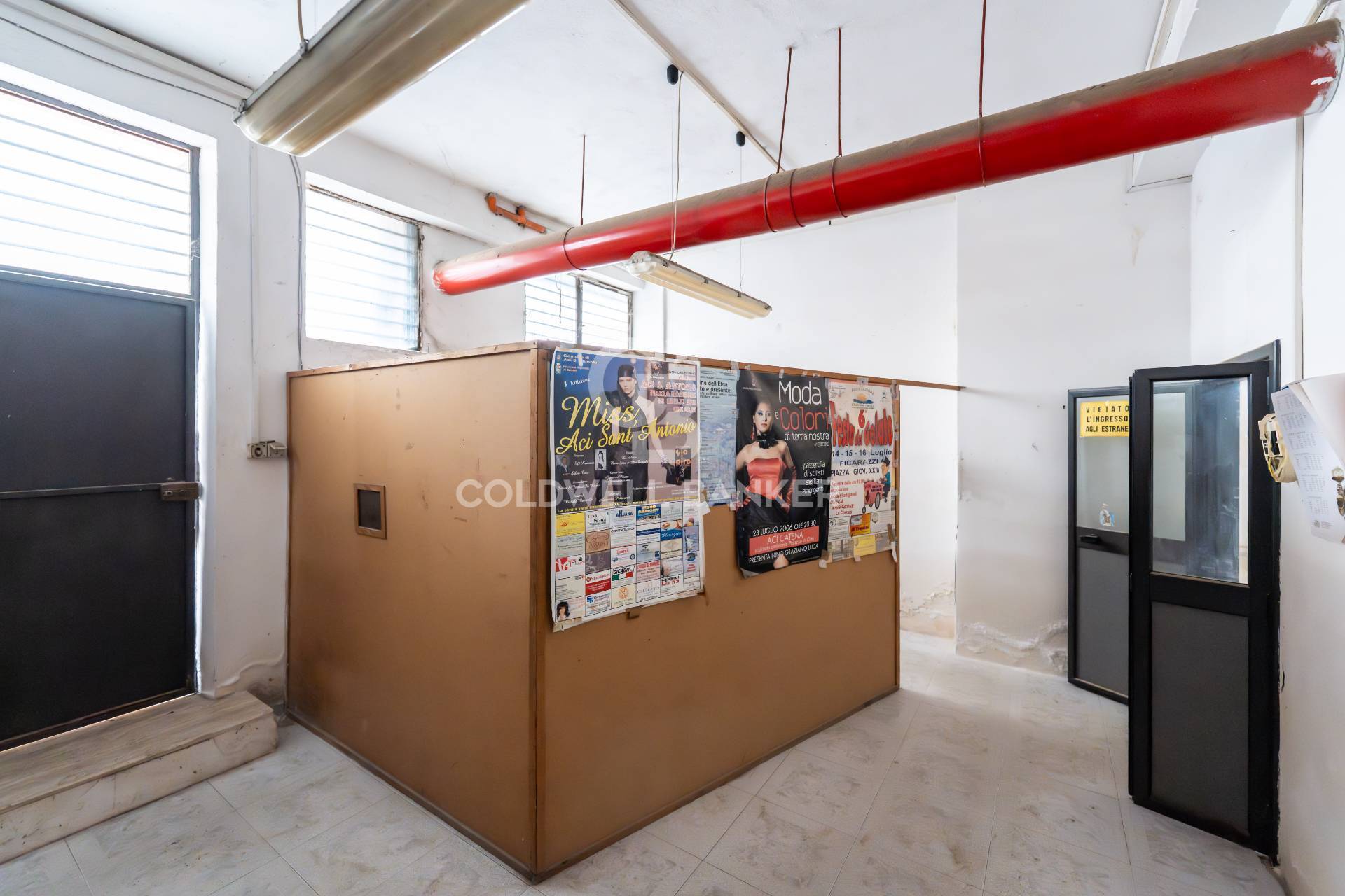 Laboratorio in vendita a Aci Catena