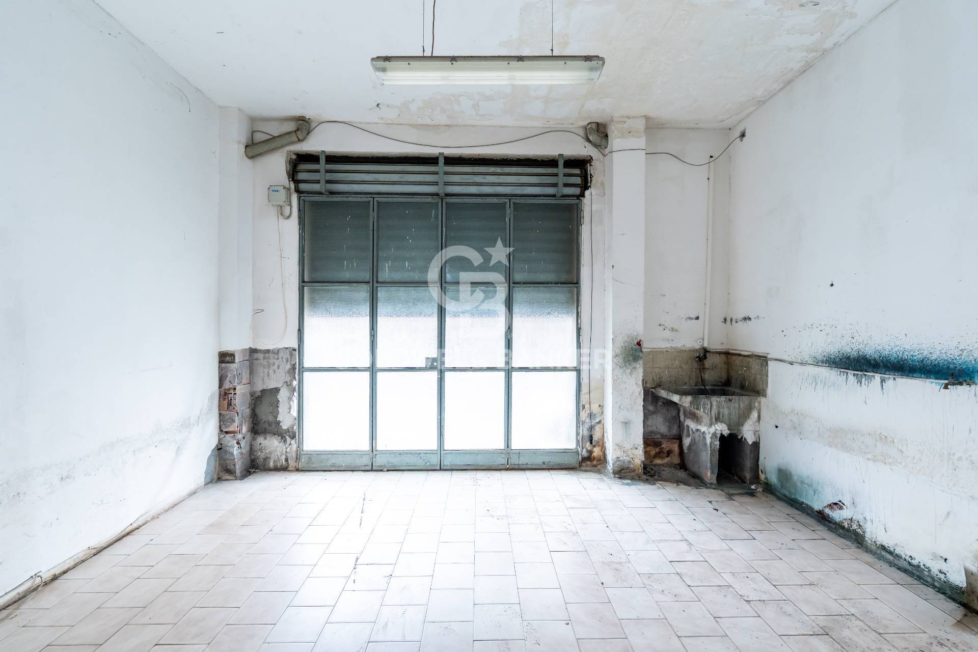 Laboratorio in vendita a Aci Catena