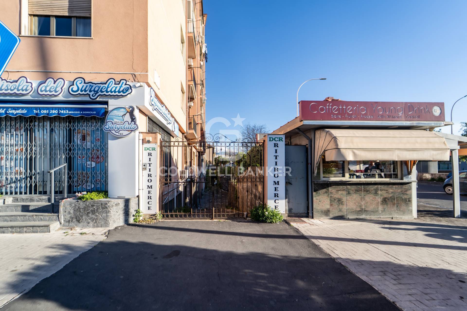 Magazzino in vendita a Catania, Viale M. Rapisardi - Lavaggi