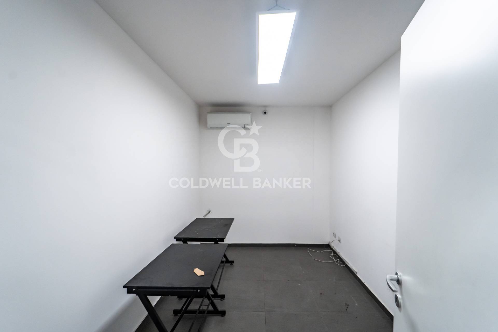 Magazzino in vendita a Catania, Viale M. Rapisardi - Lavaggi