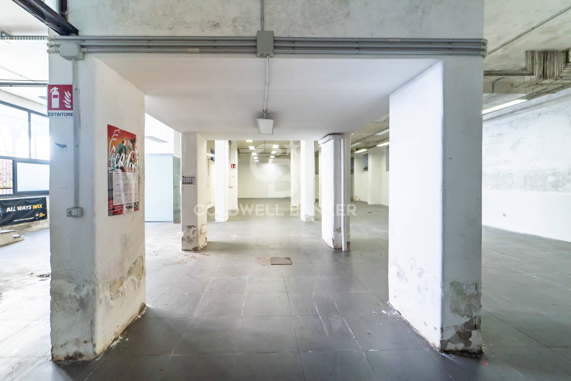 Magazzino in vendita a Catania, Viale M. Rapisardi - Lavaggi