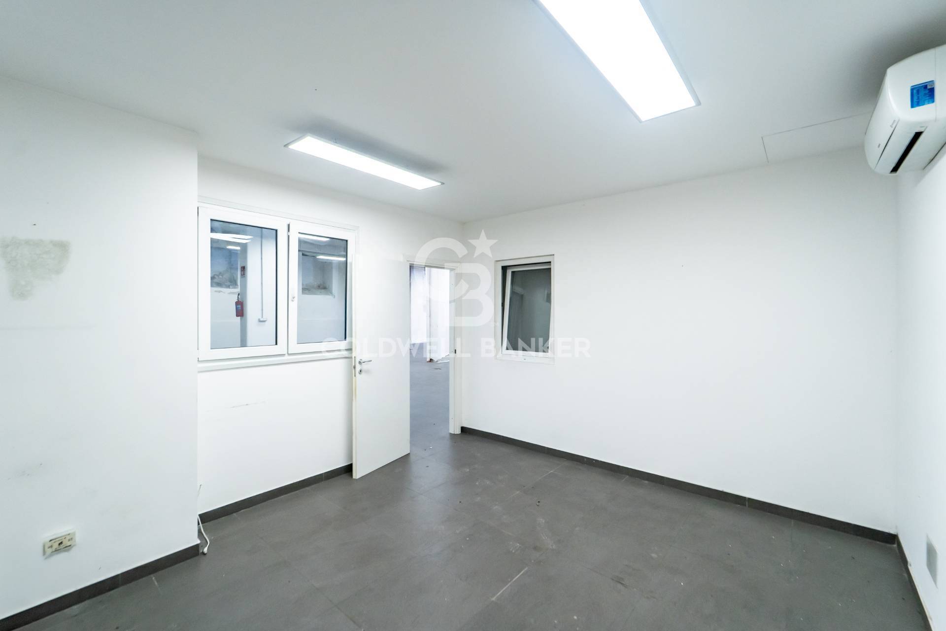 Magazzino in vendita a Catania, Viale M. Rapisardi - Lavaggi