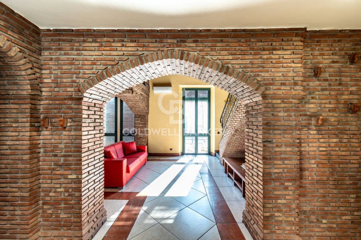 Appartamento indipendente in affitto a Aci Catena