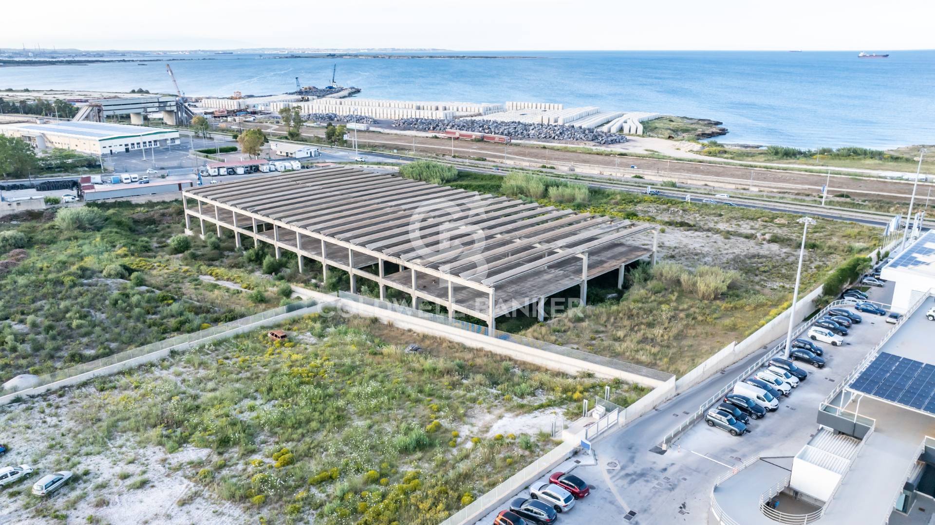 Edificio Industriale in vendita a Melilli