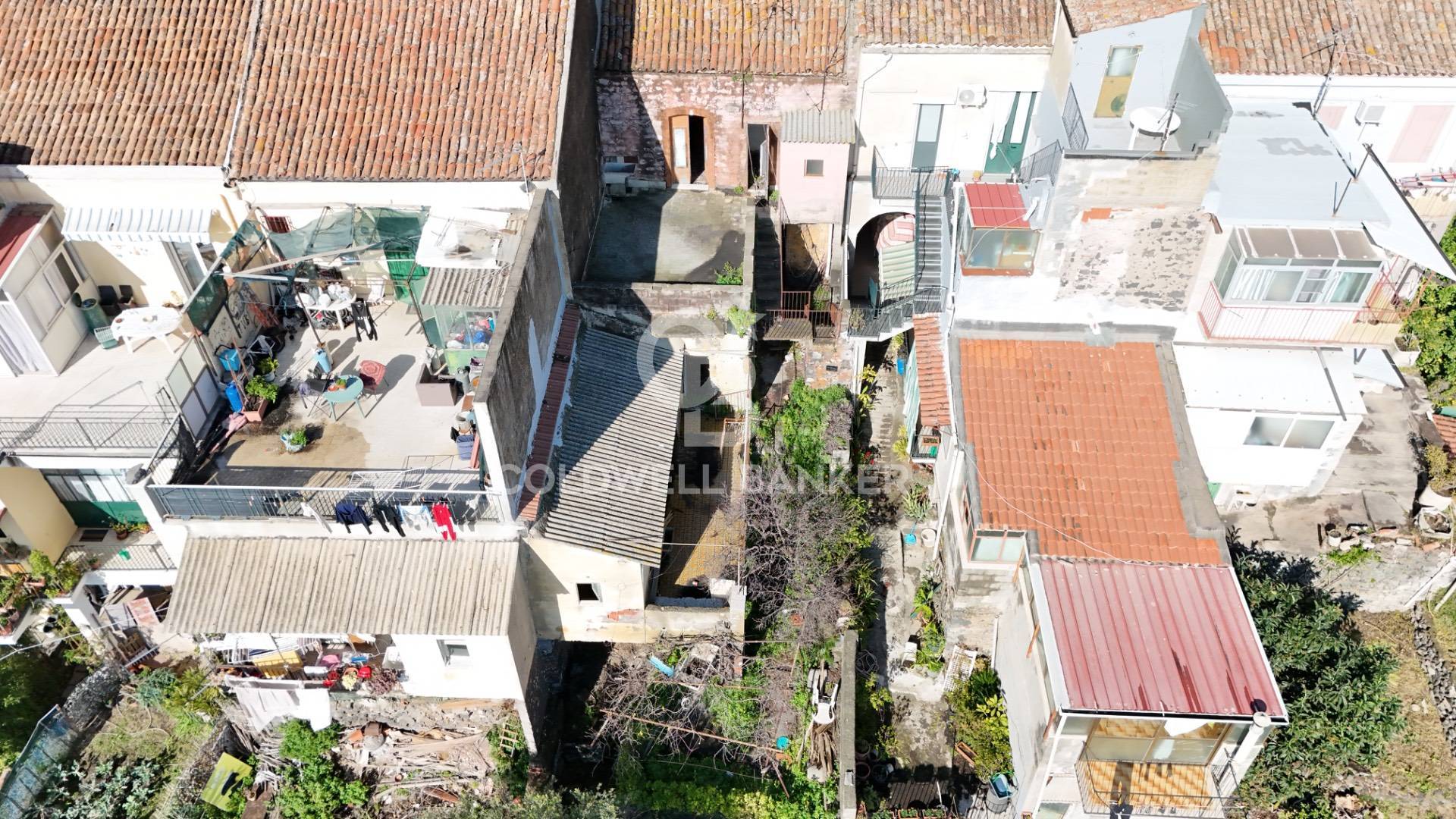 Casa indipendente in vendita a Aci Castello