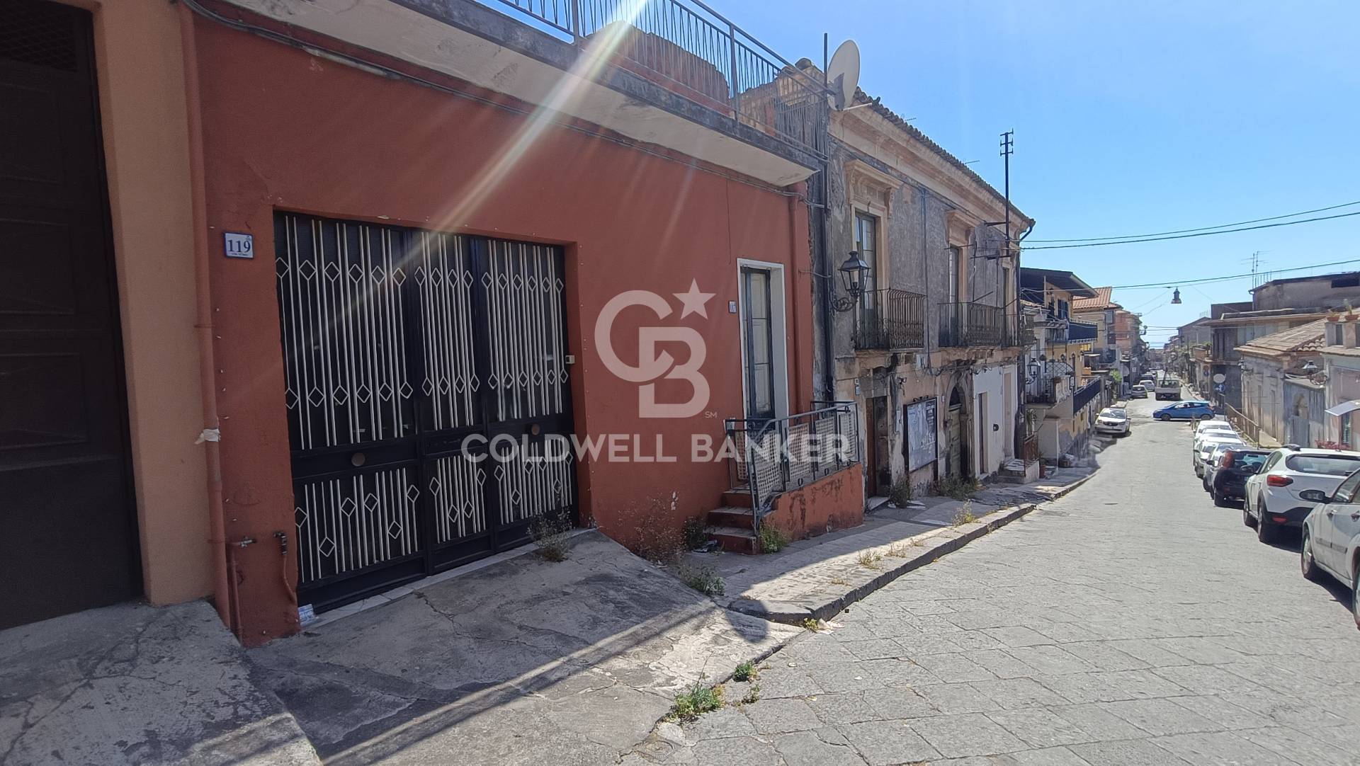 Casa indipendente in vendita a Aci Catena