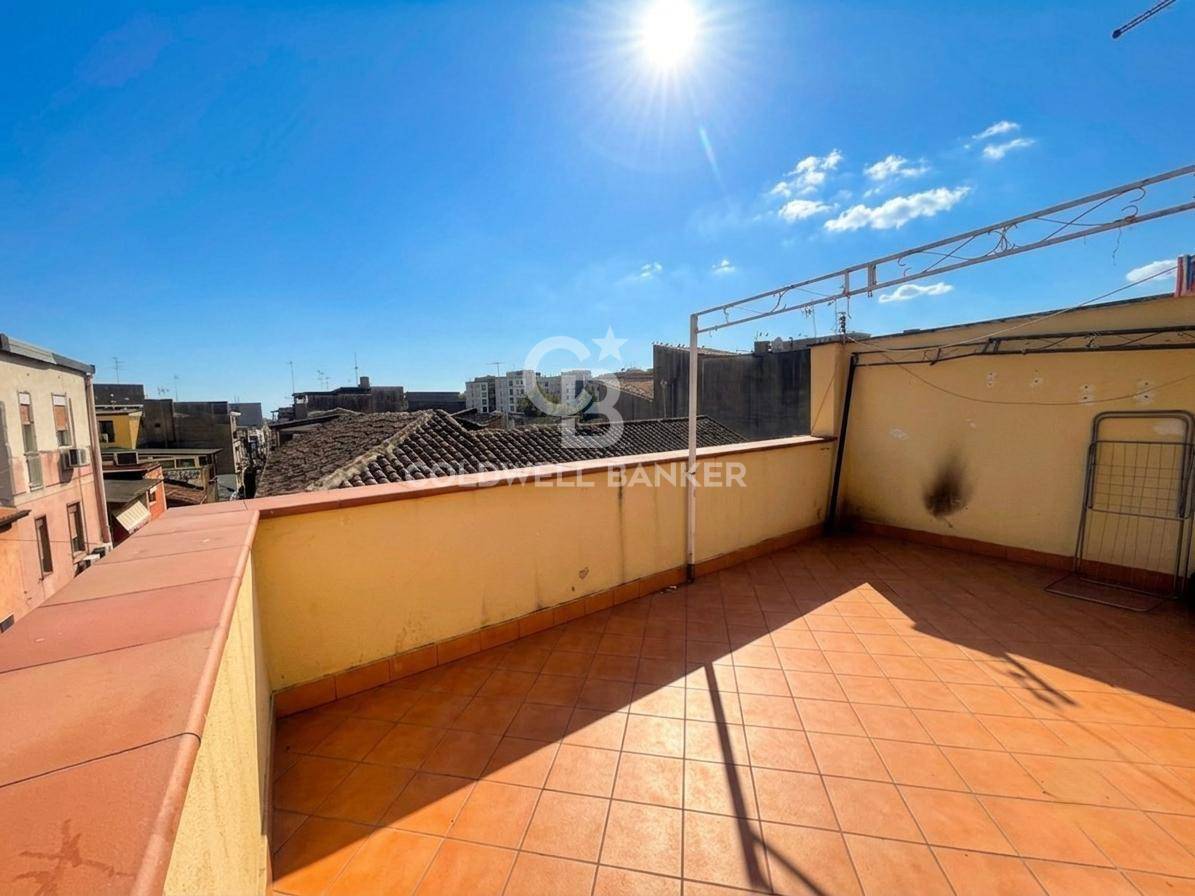 Appartamento indipendente in vendita a Catania, Centro Storico,Garibaldi,Vittorio Emanuele