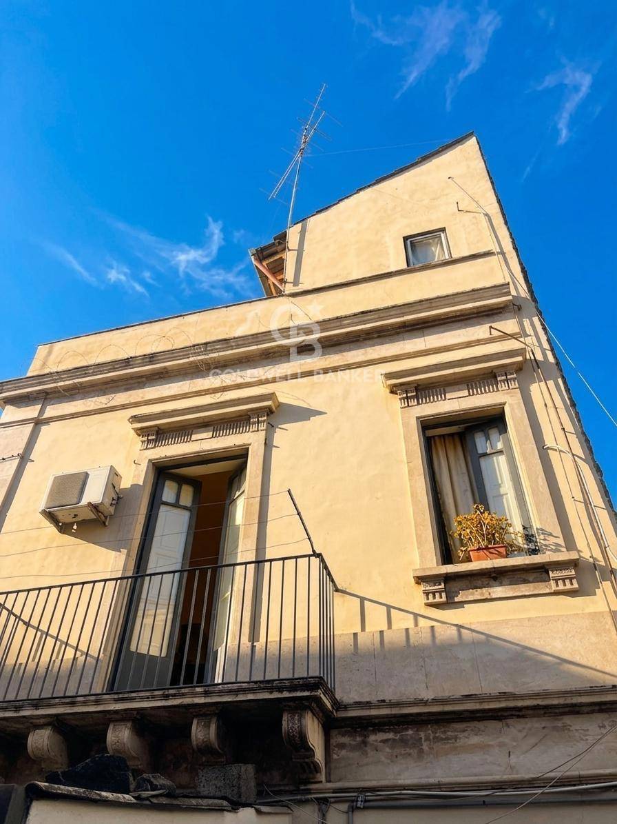 Appartamento indipendente in vendita a Catania, Centro Storico,Garibaldi,Vittorio Emanuele