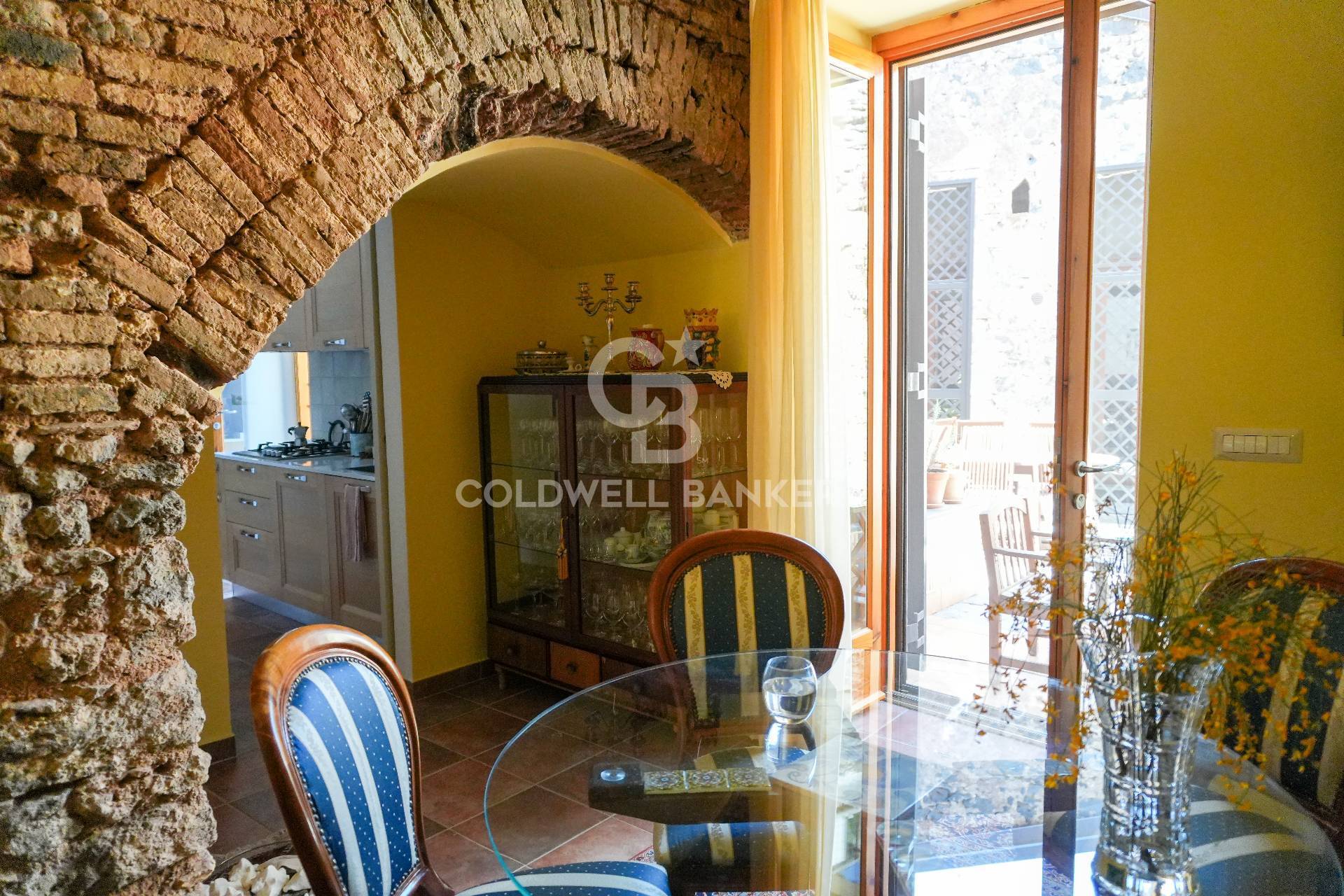 Casa indipendente in vendita a Catania, Centro Storico,Garibaldi,Vittorio Emanuele