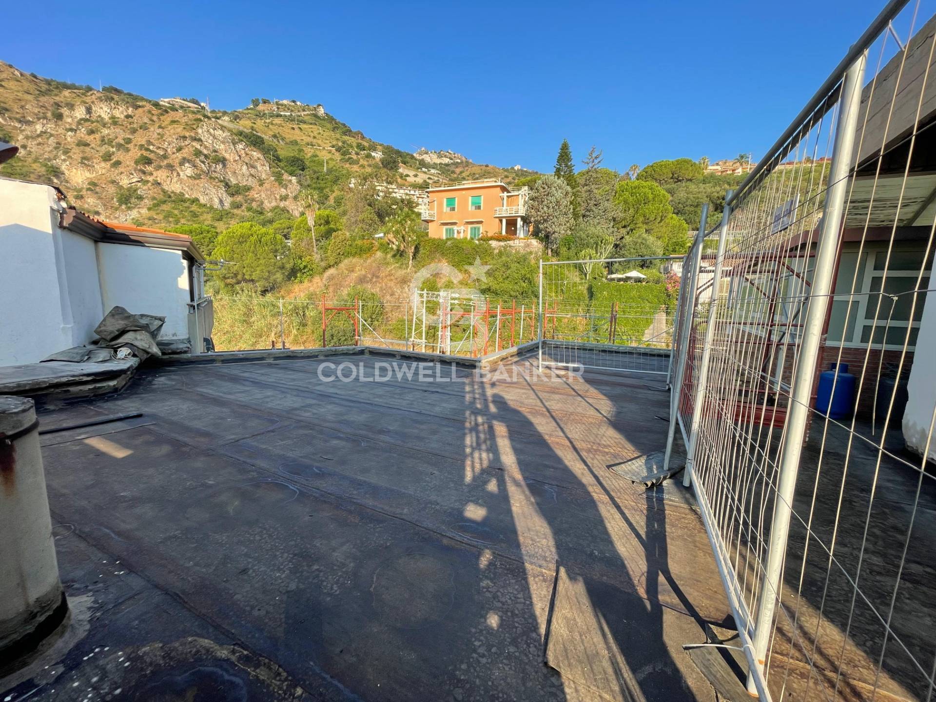 Appartamento in vendita a Sant'Alessio Siculo