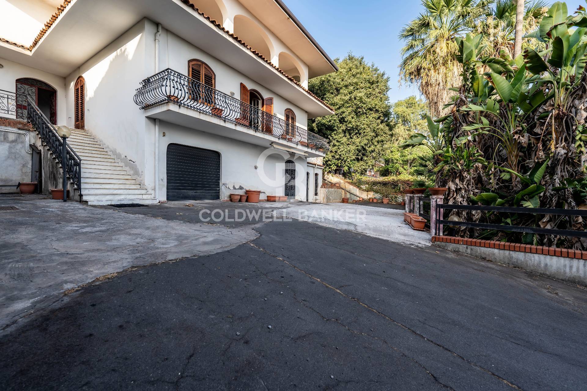 Villa in vendita a Gravina di Catania