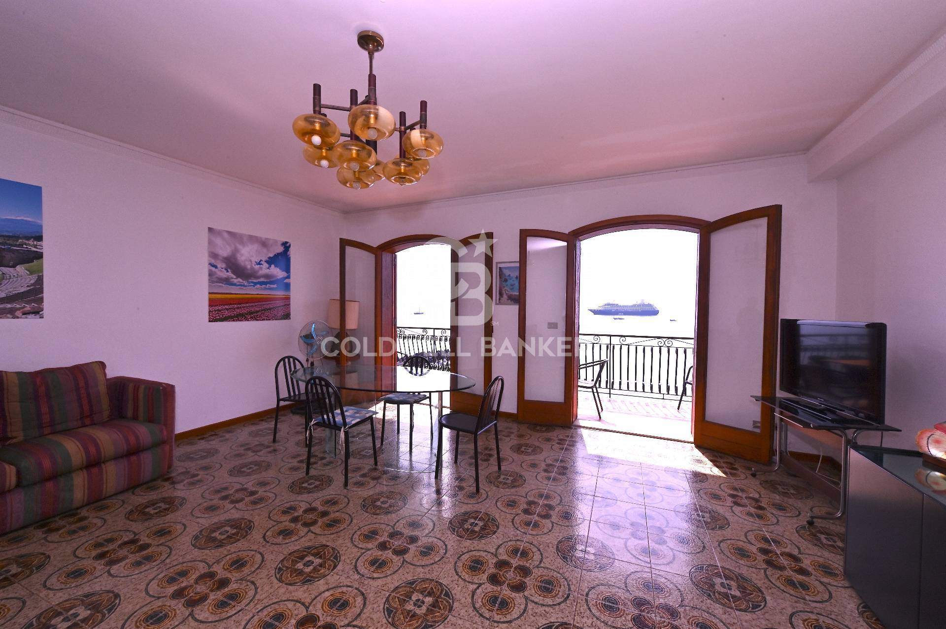 Appartamento in vendita a Giardini-Naxos