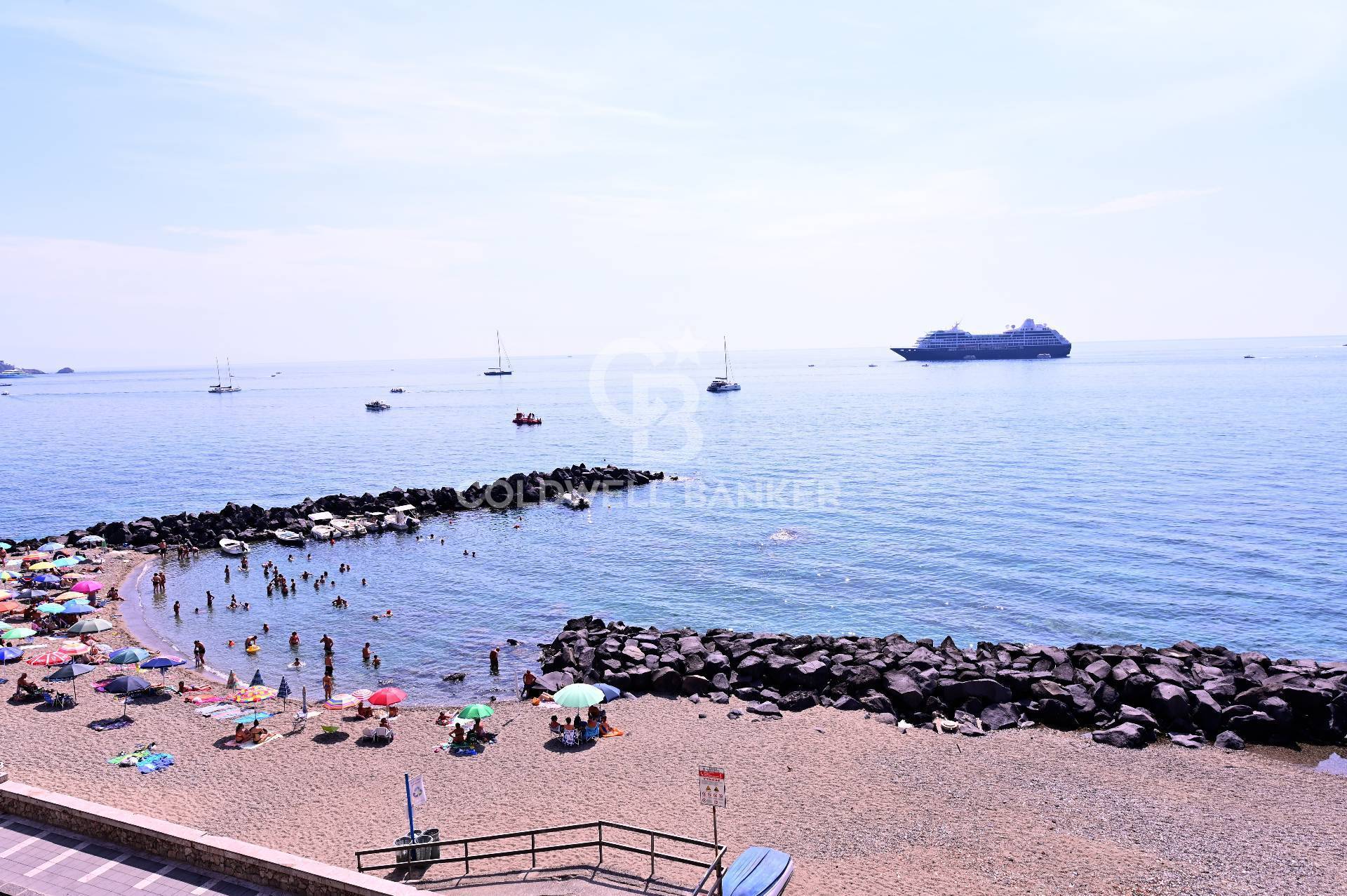 Appartamento in vendita a Giardini-Naxos