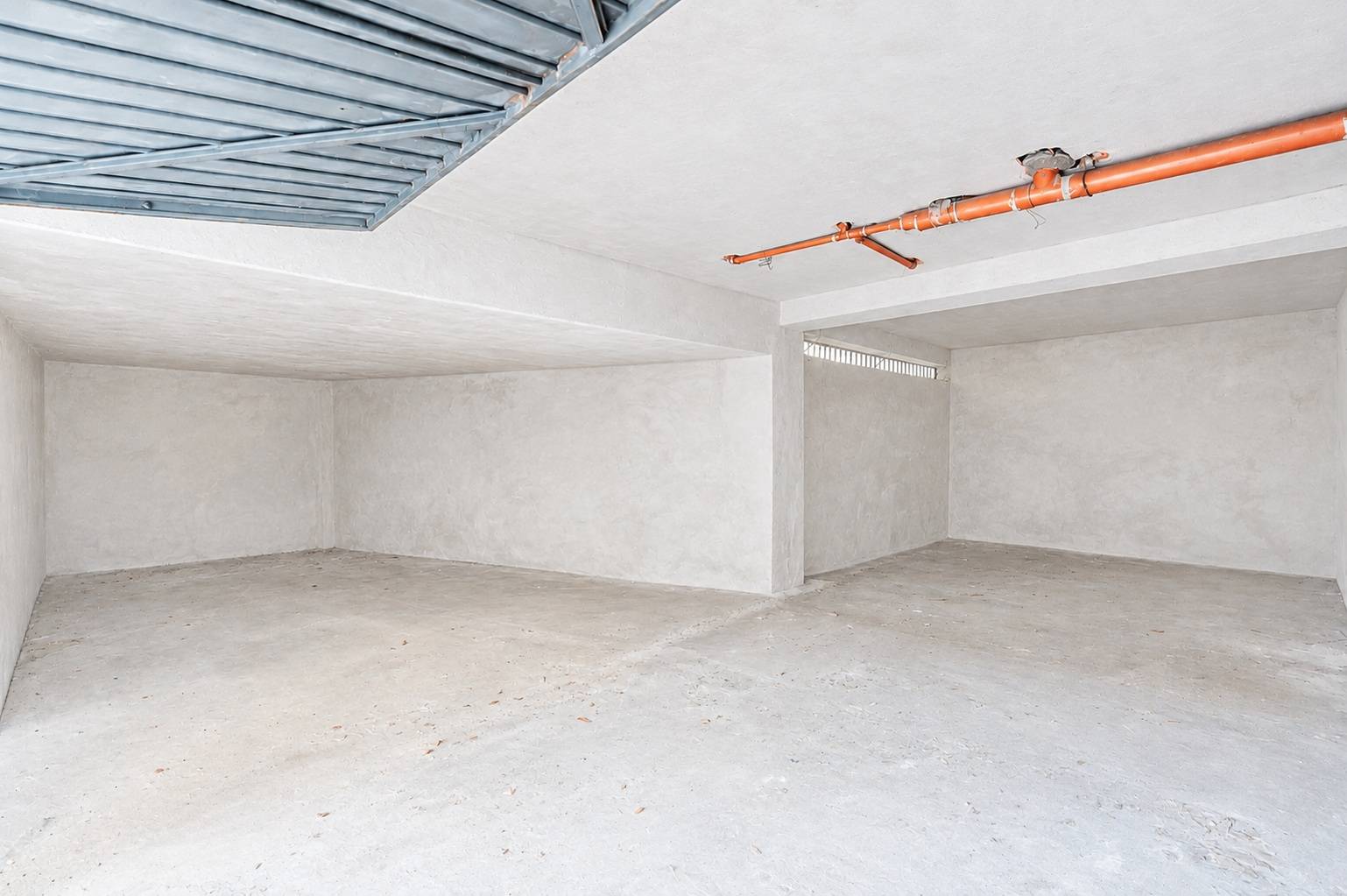 Box o garage in vendita a Acireale