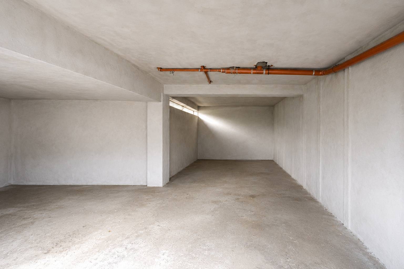 Box o garage in vendita a Acireale