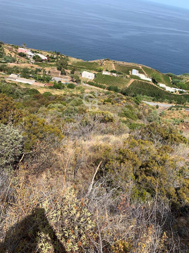 Terreno in vendita a Malfa