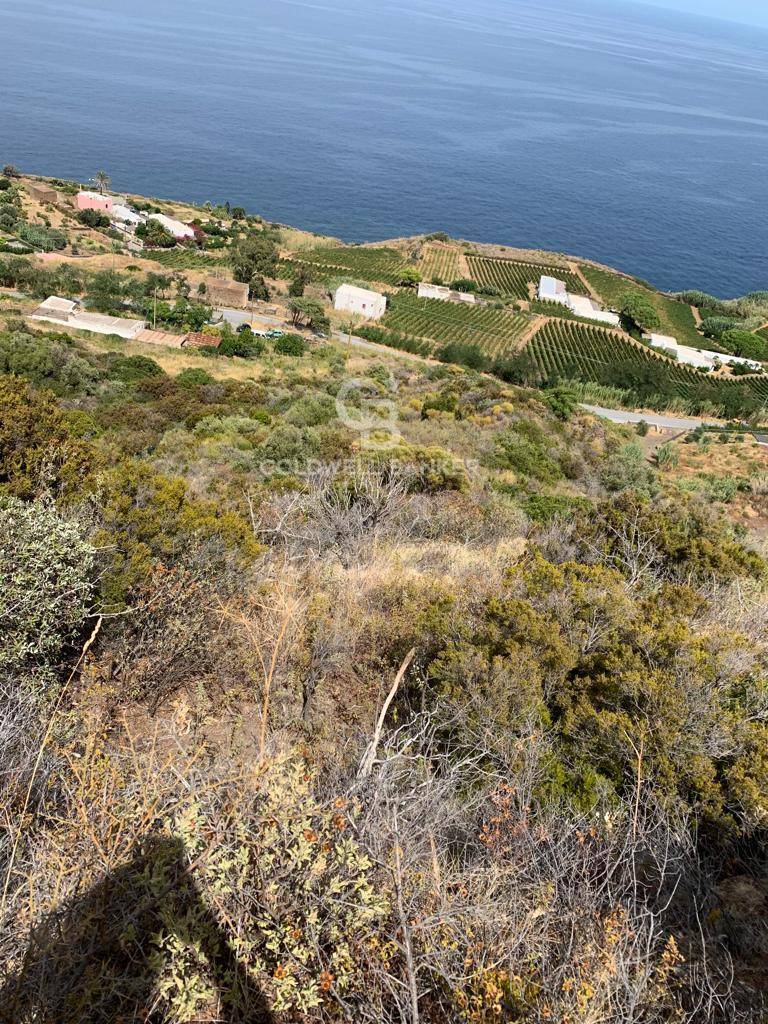 Terreno in vendita a Malfa