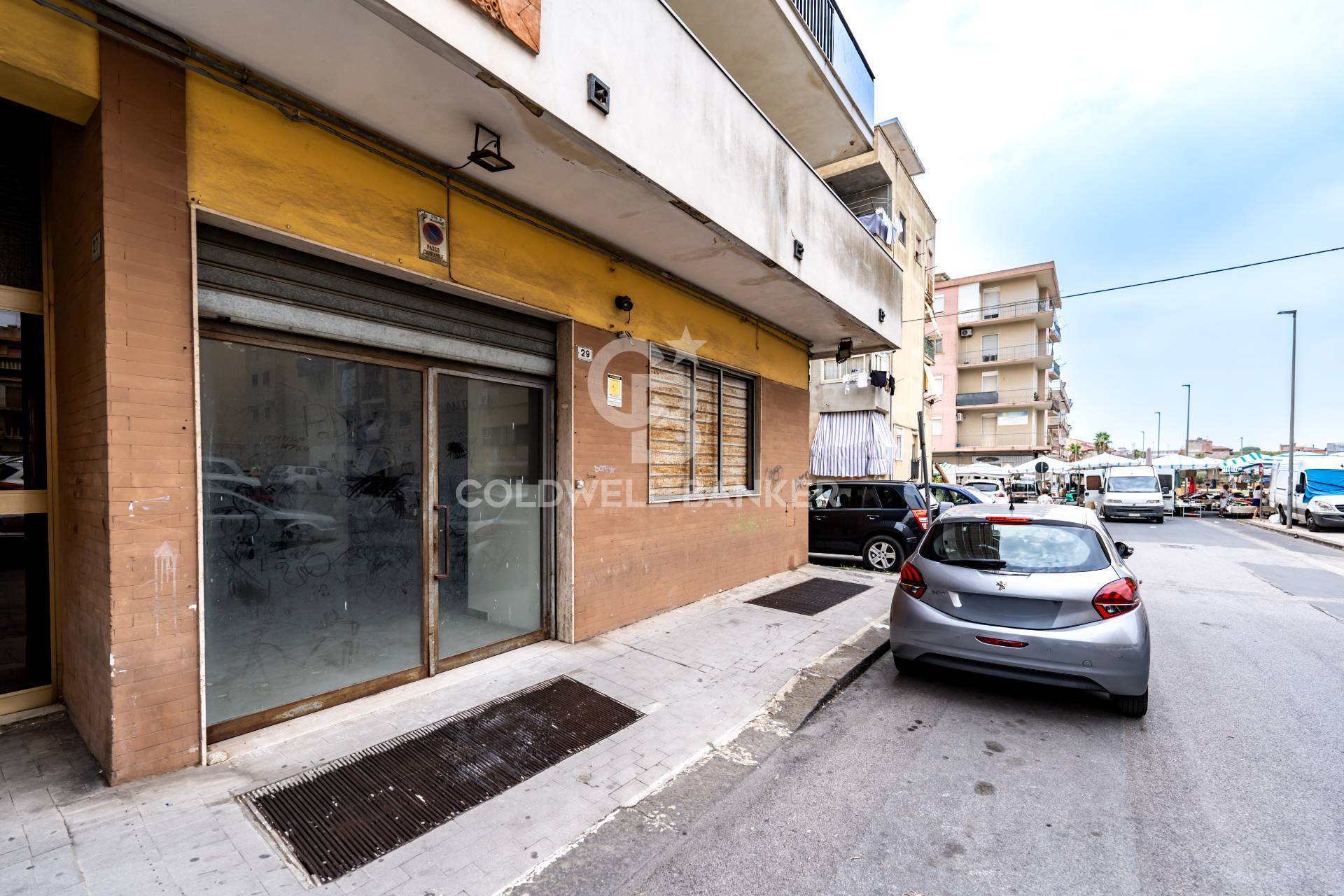 Locale commerciale in vendita a Caltagirone