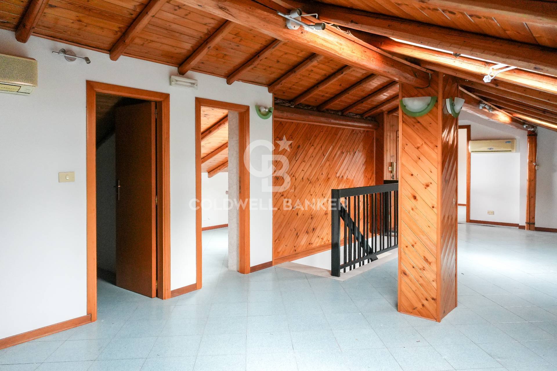Appartamento in vendita a Aci Catena