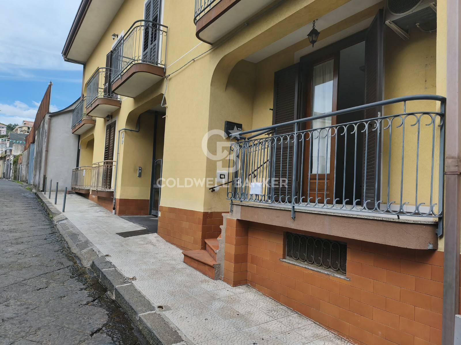 Appartamento in vendita a Aci Catena