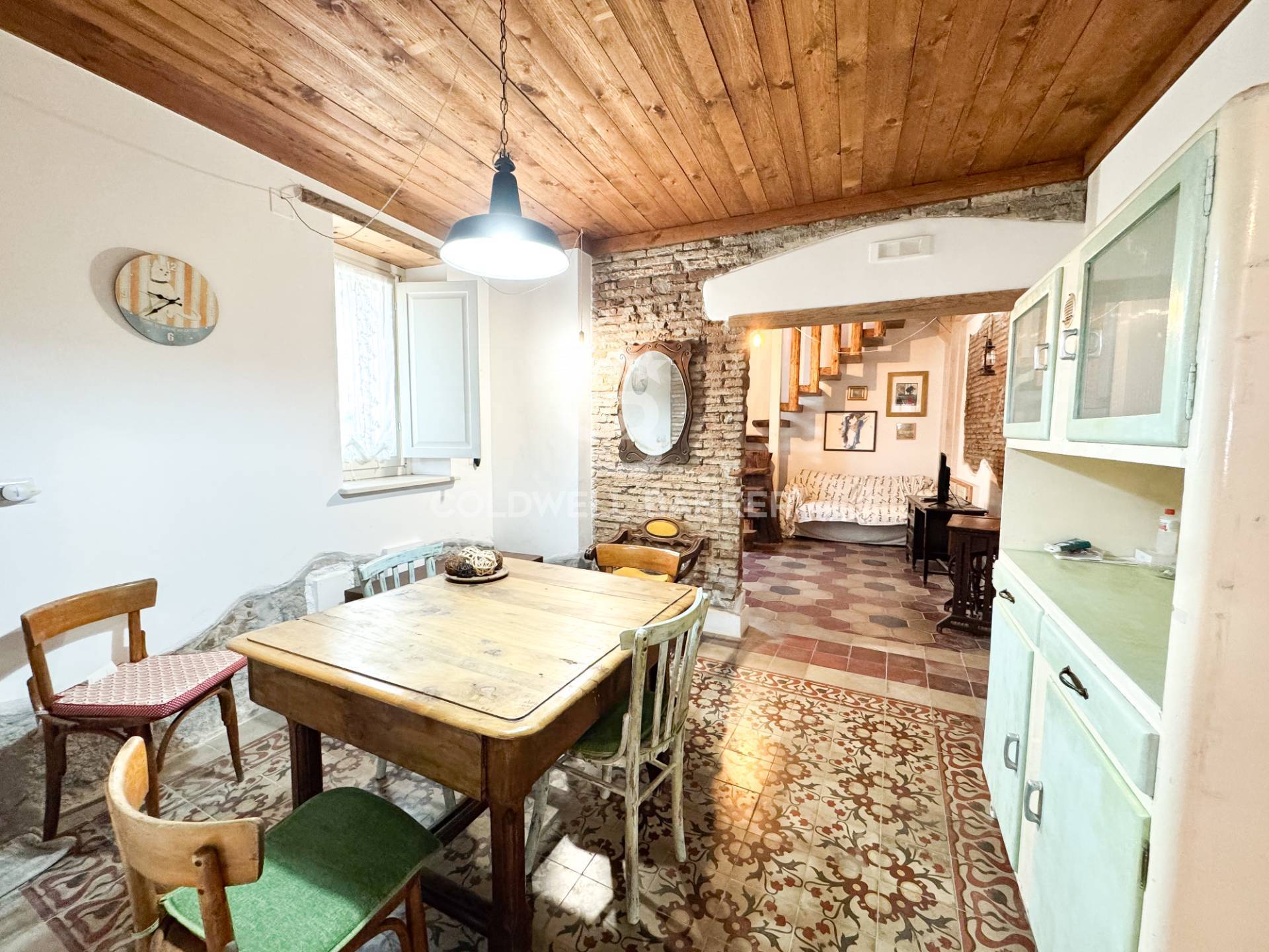 Casa indipendente in vendita a Aci Castello