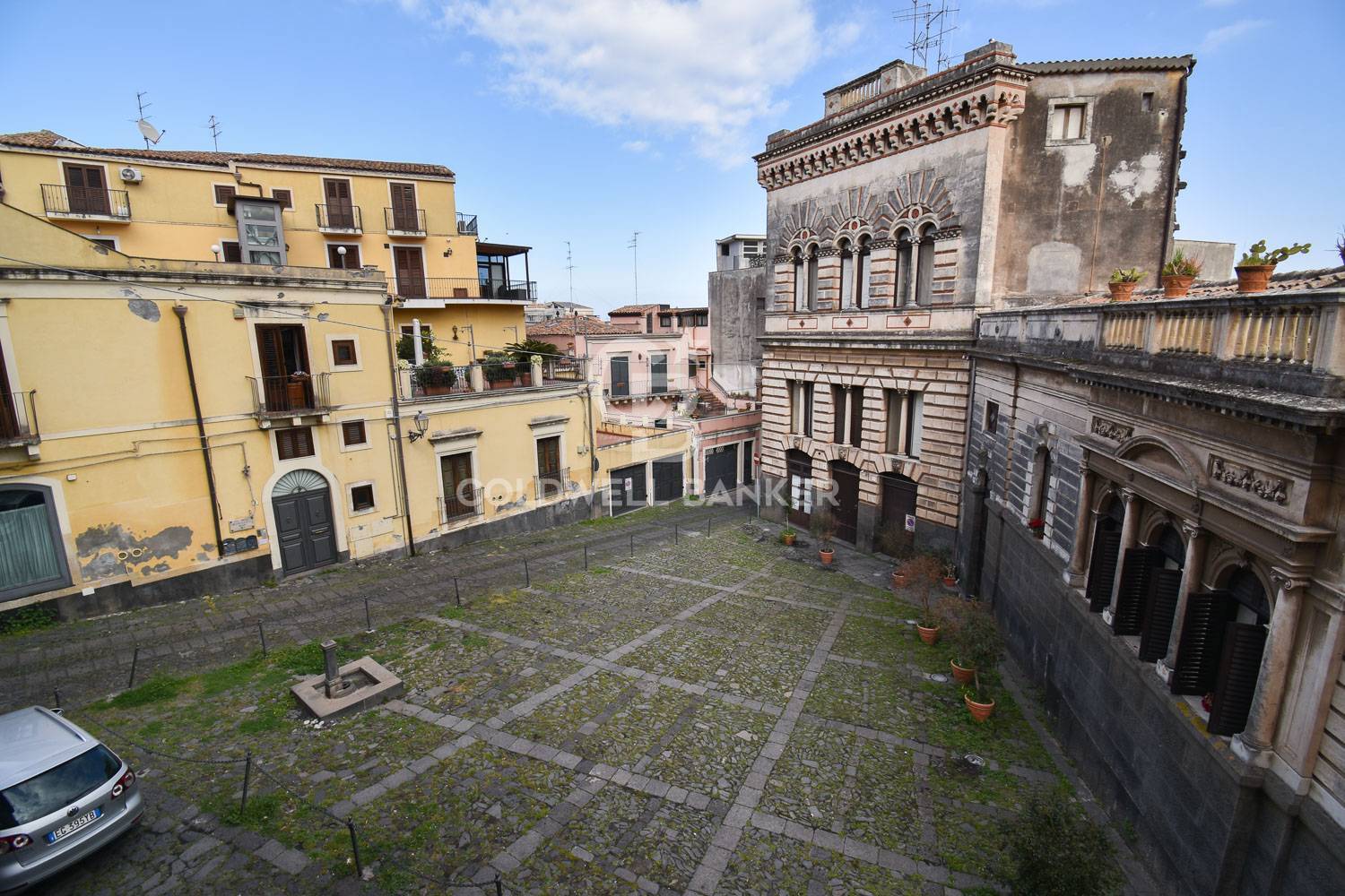 Appartamento in vendita a Acireale