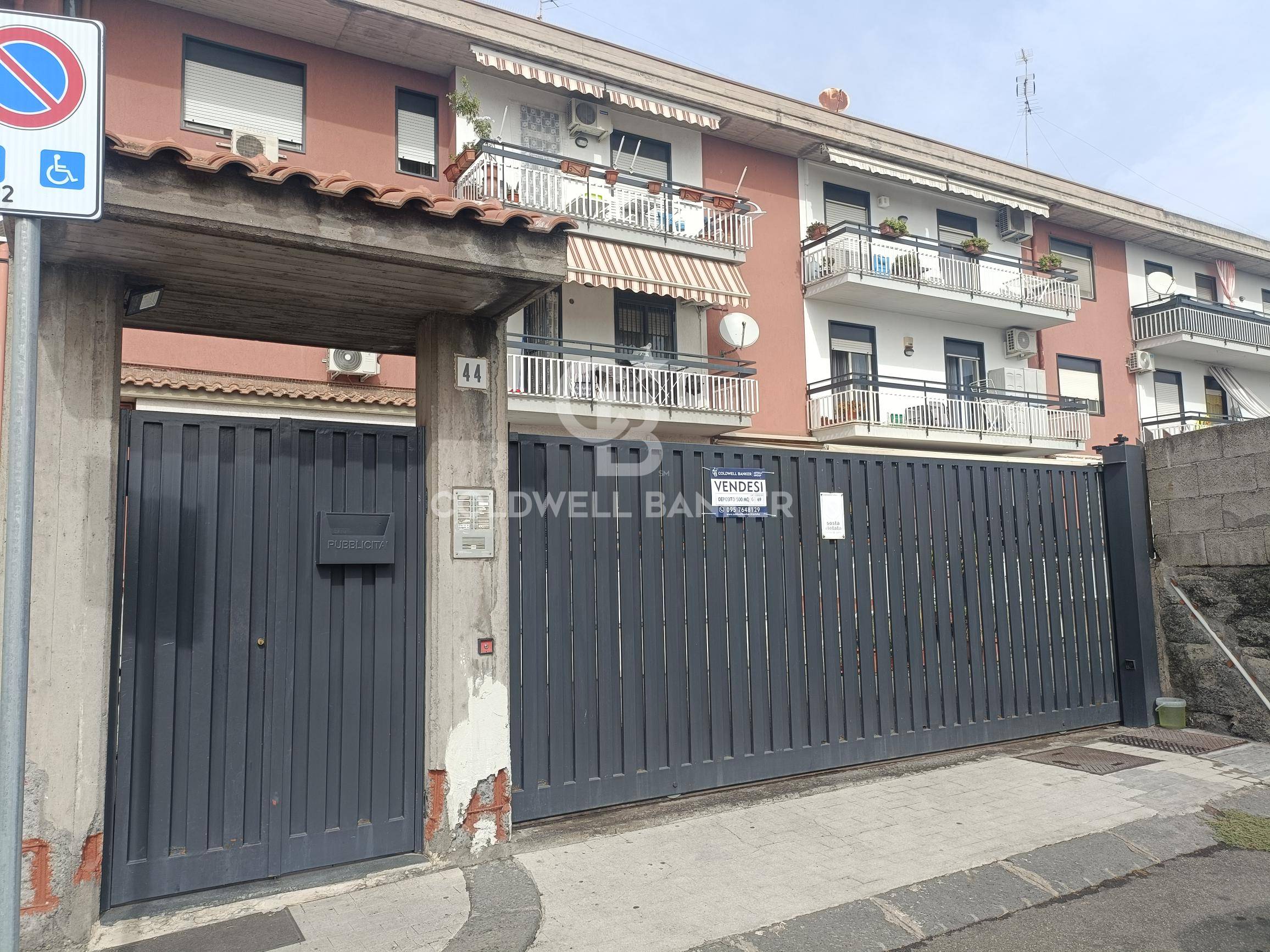 Box o garage in vendita a Catania, Viale M. Rapisardi - Lavaggi